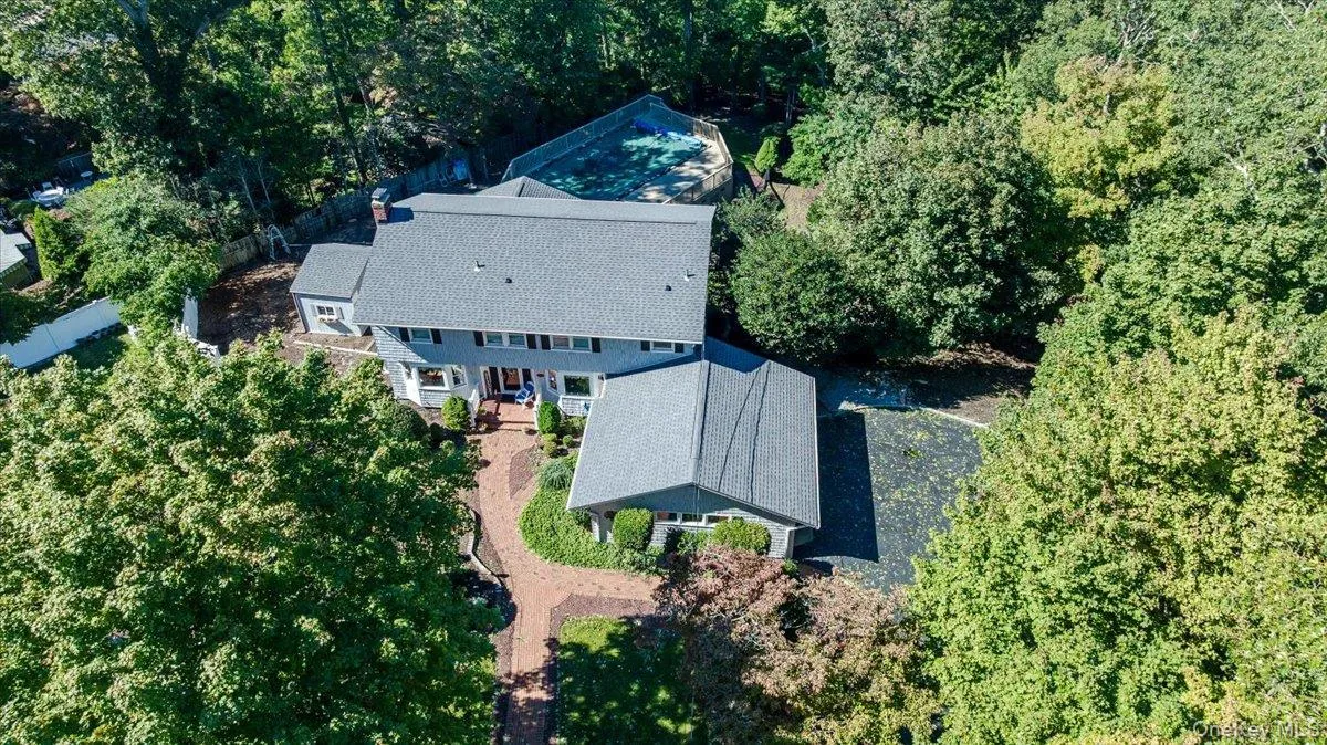 12 Knoll Crest, Brookhaven, NY, 4 Bedrooms Bedrooms, 9 Rooms Rooms,2 BathroomsBathrooms,Residential,For Rent,Knoll,0,1057467 12 Knoll Crest, Brookhaven, NY, 4 Bedrooms Bedrooms, 9 Rooms Rooms,2 BathroomsBathrooms,Residential,For Rent,Knoll,0,1057467