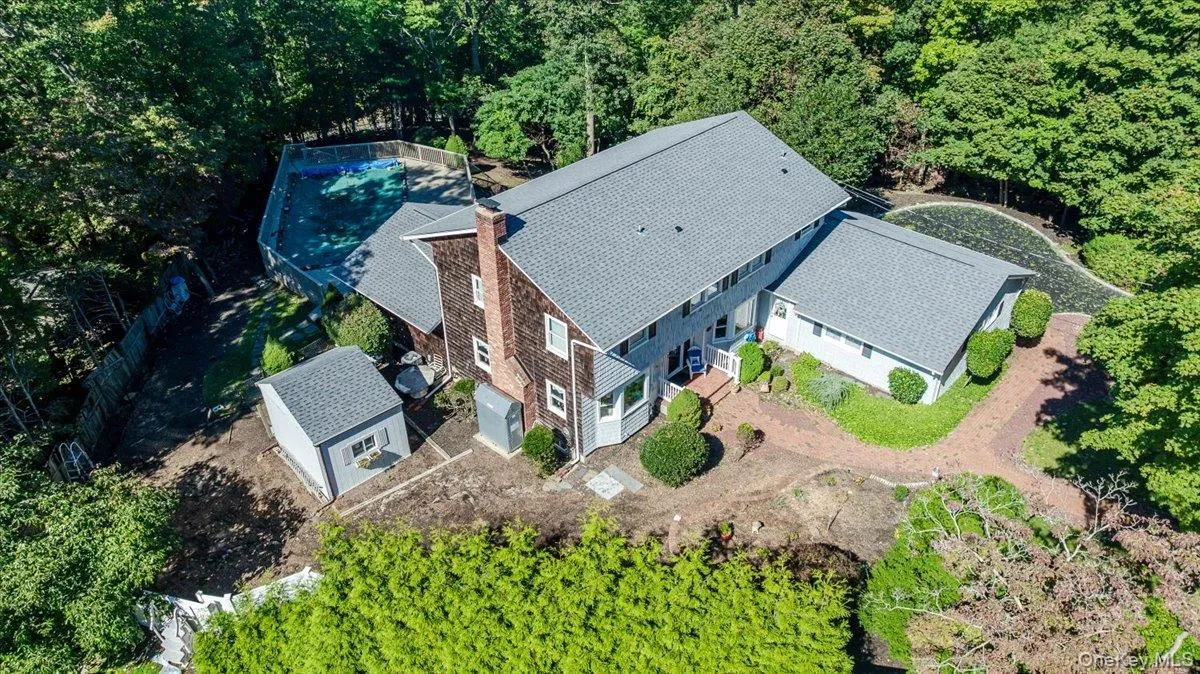 12 Knoll Crest, Brookhaven, NY, 4 Bedrooms Bedrooms, 9 Rooms Rooms,2 BathroomsBathrooms,Residential,For Rent,Knoll,0,1057467 12 Knoll Crest, Brookhaven, NY, 4 Bedrooms Bedrooms, 9 Rooms Rooms,2 BathroomsBathrooms,Residential,For Rent,Knoll,0,1057467