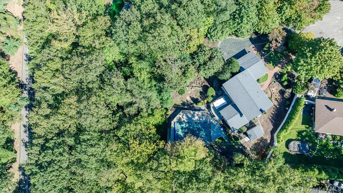 12 Knoll Crest, Brookhaven, NY, 4 Bedrooms Bedrooms, 9 Rooms Rooms,2 BathroomsBathrooms,Residential,For Rent,Knoll,0,1057467 12 Knoll Crest, Brookhaven, NY, 4 Bedrooms Bedrooms, 9 Rooms Rooms,2 BathroomsBathrooms,Residential,For Rent,Knoll,0,1057467