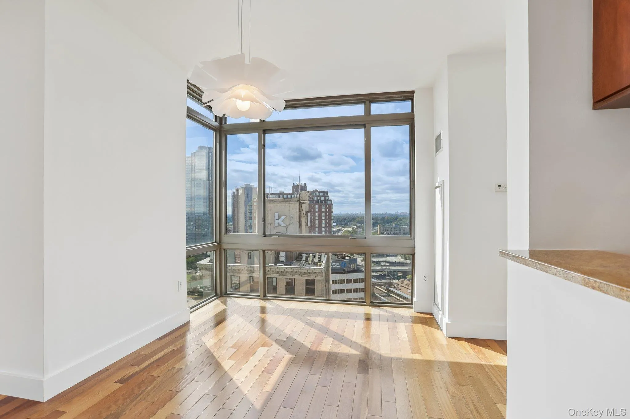 175 Huguenot Street, New Rochelle, NY, 2 Bedrooms Bedrooms, 4 Rooms Rooms,2 BathroomsBathrooms,Residential,For Rent,Huguenot,0,1057468 175 Huguenot Street, New Rochelle, NY, 2 Bedrooms Bedrooms, 4 Rooms Rooms,2 BathroomsBathrooms,Residential,For Rent,Huguenot,0,1057468