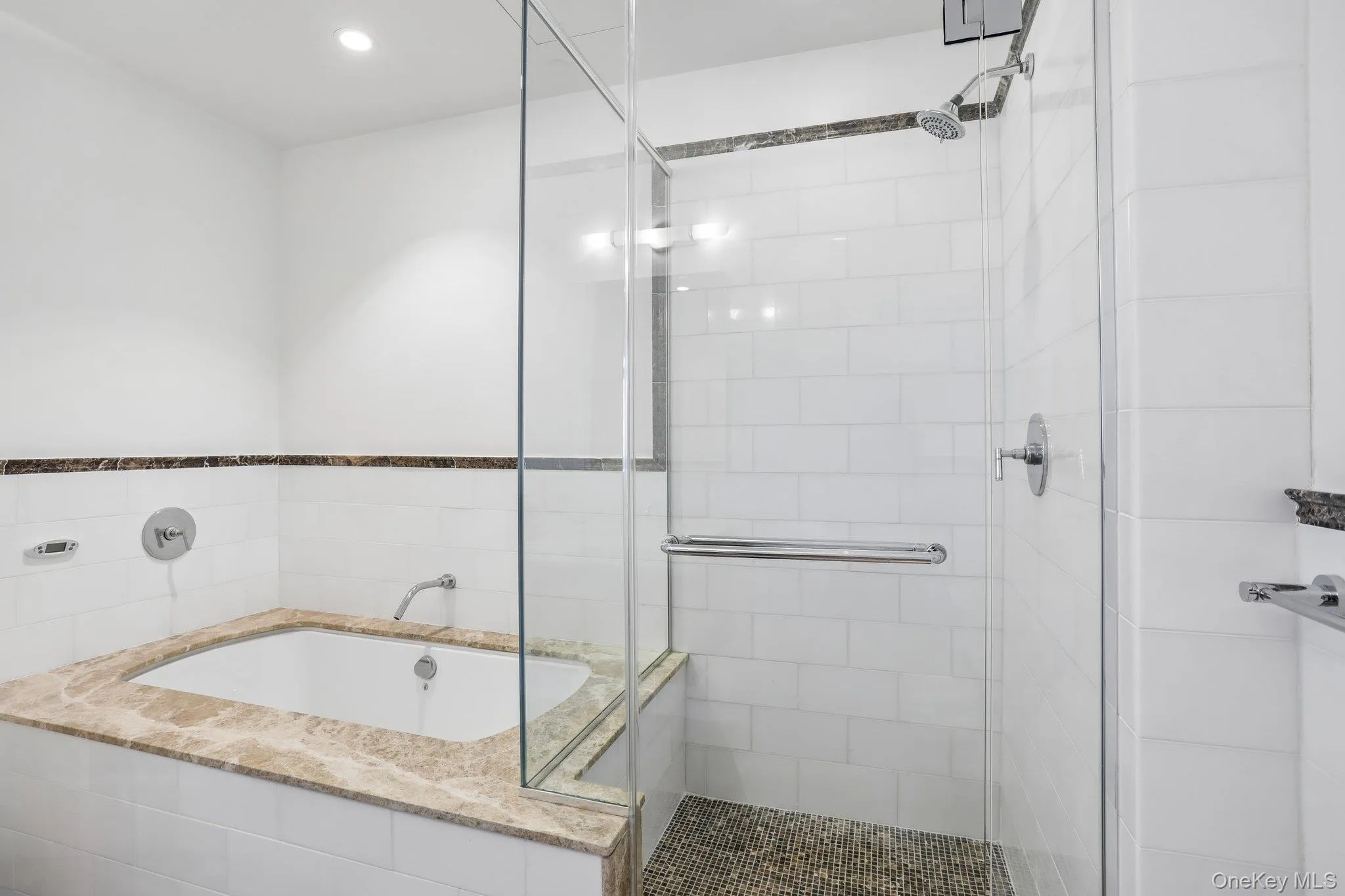 175 Huguenot Street, New Rochelle, NY, 2 Bedrooms Bedrooms, 4 Rooms Rooms,2 BathroomsBathrooms,Residential,For Rent,Huguenot,0,1057468 175 Huguenot Street, New Rochelle, NY, 2 Bedrooms Bedrooms, 4 Rooms Rooms,2 BathroomsBathrooms,Residential,For Rent,Huguenot,0,1057468