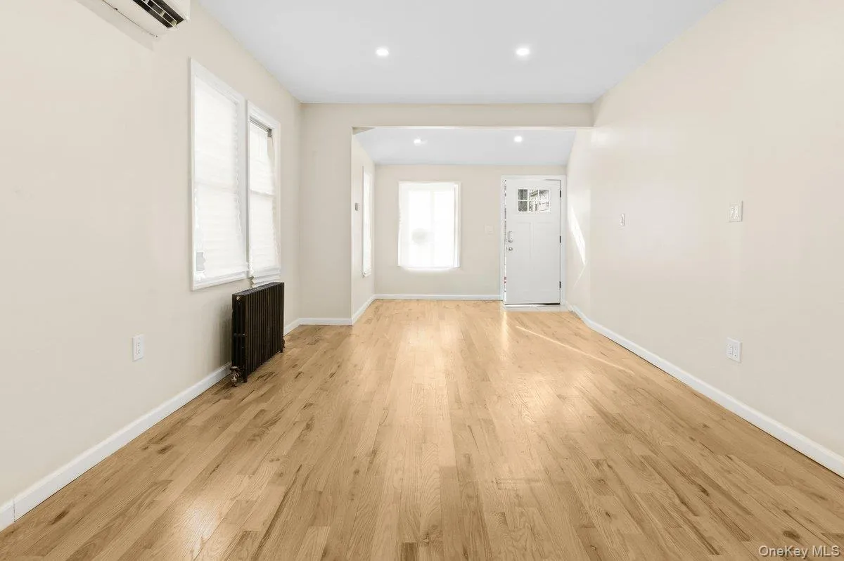 134-51 173rd Street, New York, NY, 3 Bedrooms Bedrooms, 7 Rooms Rooms,2 BathroomsBathrooms,Residential,For Rent,173rd,0,1057471 134-51 173rd Street, New York, NY, 3 Bedrooms Bedrooms, 7 Rooms Rooms,2 BathroomsBathrooms,Residential,For Rent,173rd,0,1057471