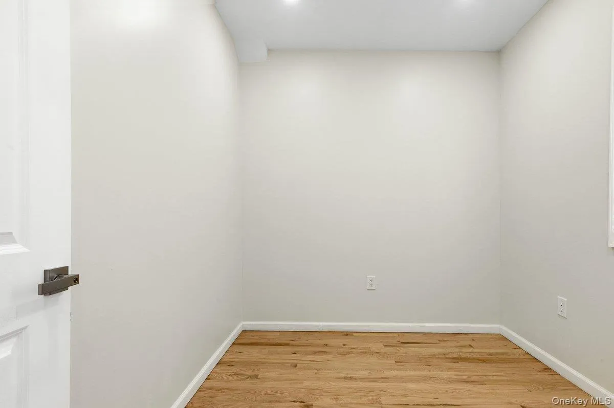 134-51 173rd Street, New York, NY, 3 Bedrooms Bedrooms, 7 Rooms Rooms,2 BathroomsBathrooms,Residential,For Rent,173rd,0,1057471 134-51 173rd Street, New York, NY, 3 Bedrooms Bedrooms, 7 Rooms Rooms,2 BathroomsBathrooms,Residential,For Rent,173rd,0,1057471