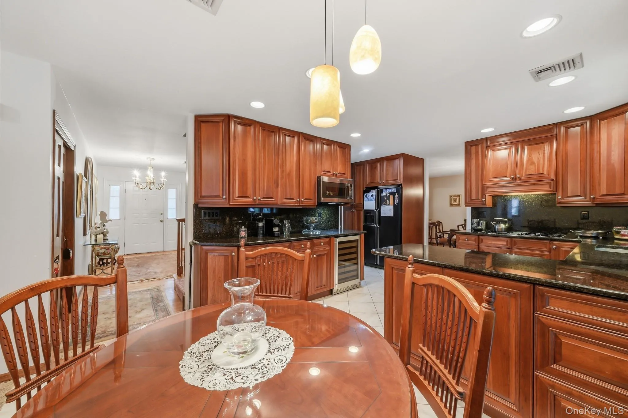 Eat in kitchen Eat in kitchen