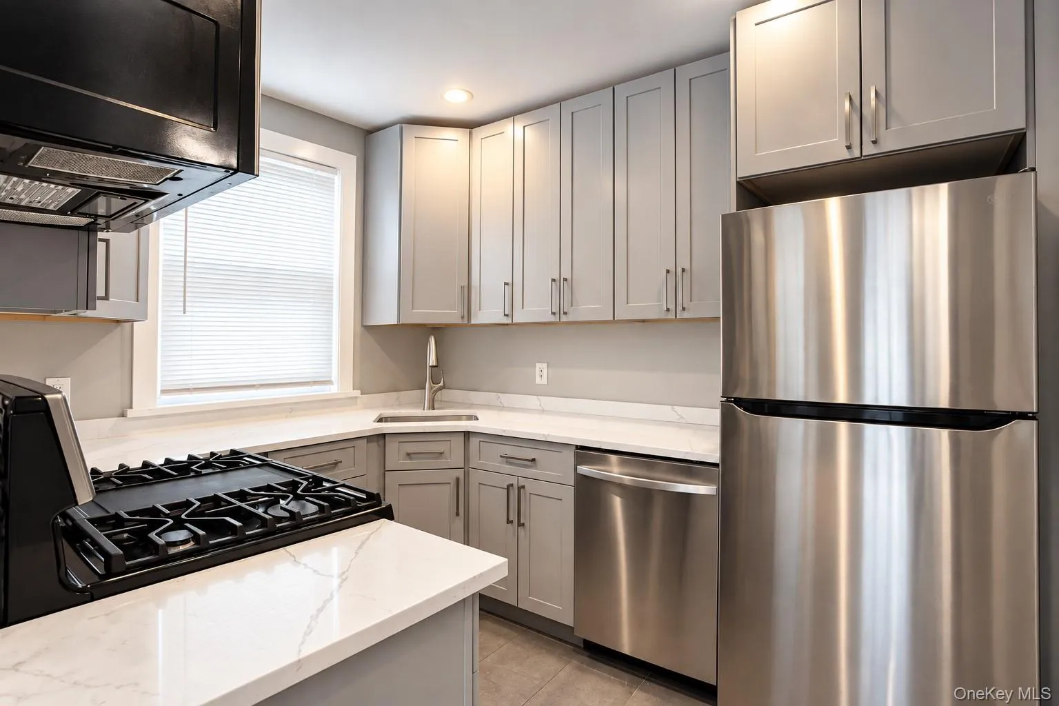 242 Broadway, Long Beach, NY, 2 Bedrooms Bedrooms, 4 Rooms Rooms,1 BathroomBathrooms,Residential Lease,For Rent,Broadway,0,1057474 242 Broadway, Long Beach, NY, 2 Bedrooms Bedrooms, 4 Rooms Rooms,1 BathroomBathrooms,Residential Lease,For Rent,Broadway,0,1057474