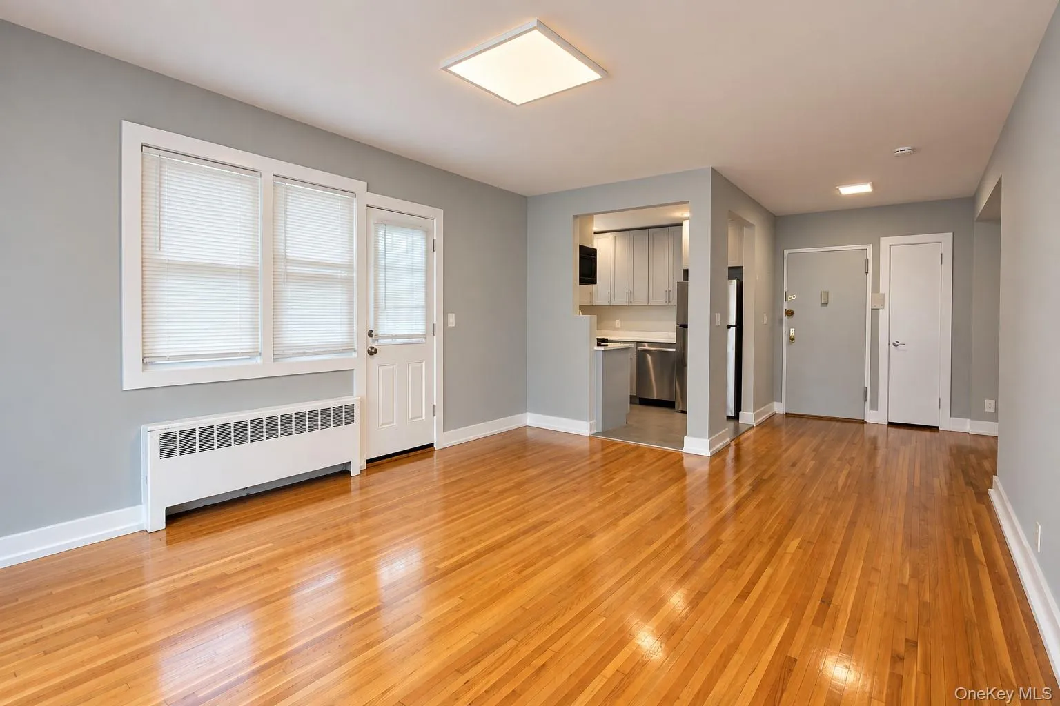 242 Broadway, Long Beach, NY, 2 Bedrooms Bedrooms, 4 Rooms Rooms,1 BathroomBathrooms,Residential Lease,For Rent,Broadway,0,1057474 242 Broadway, Long Beach, NY, 2 Bedrooms Bedrooms, 4 Rooms Rooms,1 BathroomBathrooms,Residential Lease,For Rent,Broadway,0,1057474