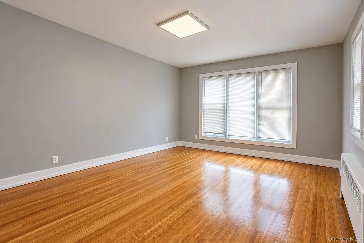242 Broadway, Long Beach, NY, 2 Bedrooms Bedrooms, 4 Rooms Rooms,1 BathroomBathrooms,Residential Lease,For Rent,Broadway,0,1057474 242 Broadway, Long Beach, NY, 2 Bedrooms Bedrooms, 4 Rooms Rooms,1 BathroomBathrooms,Residential Lease,For Rent,Broadway,0,1057474