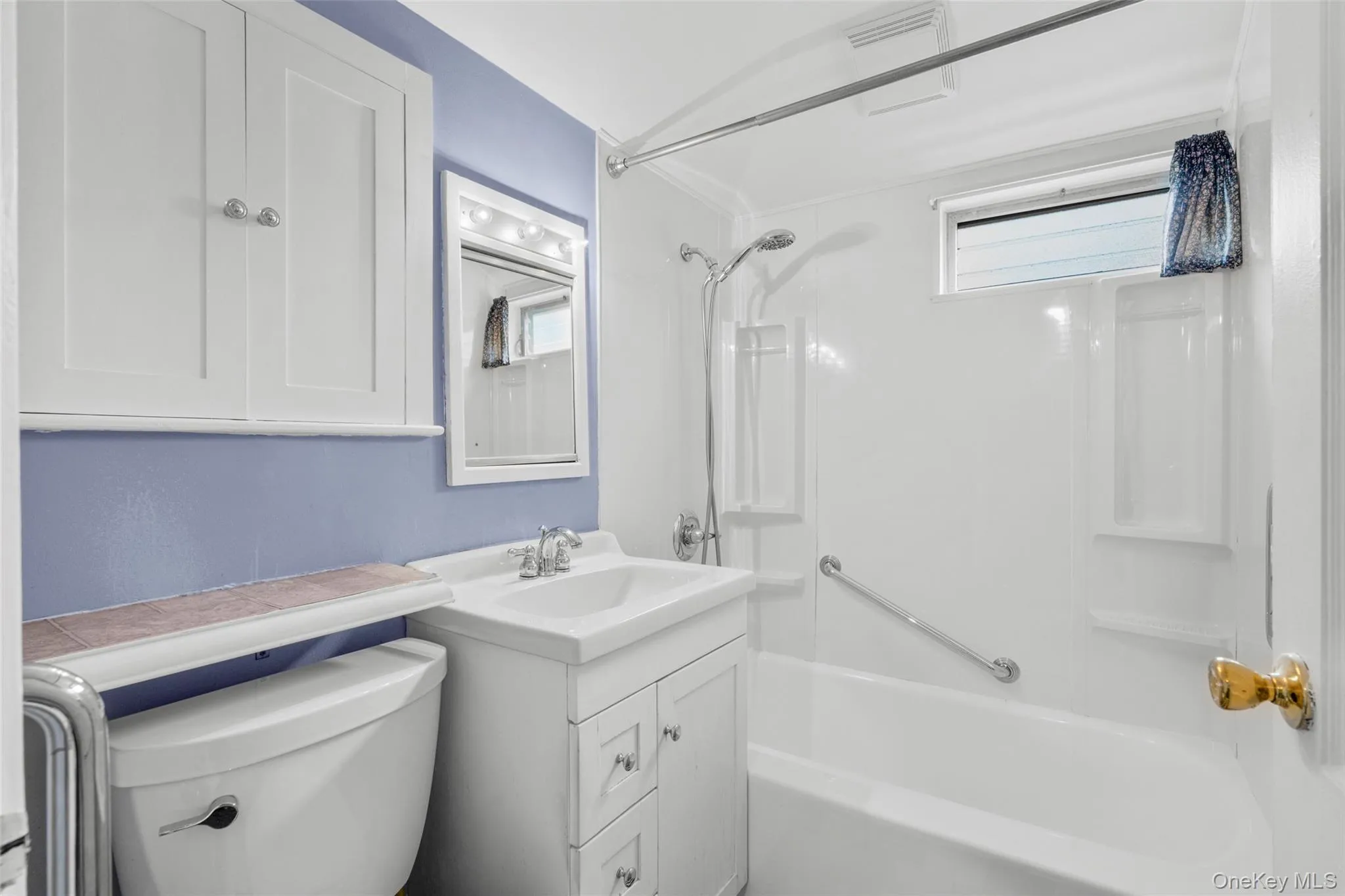 47 Whitman Road, Yonkers, NY, 4 Bedrooms Bedrooms, 11 Rooms Rooms,2 BathroomsBathrooms,Residential,For Rent,Whitman,0,1057476 47 Whitman Road, Yonkers, NY, 4 Bedrooms Bedrooms, 11 Rooms Rooms,2 BathroomsBathrooms,Residential,For Rent,Whitman,0,1057476