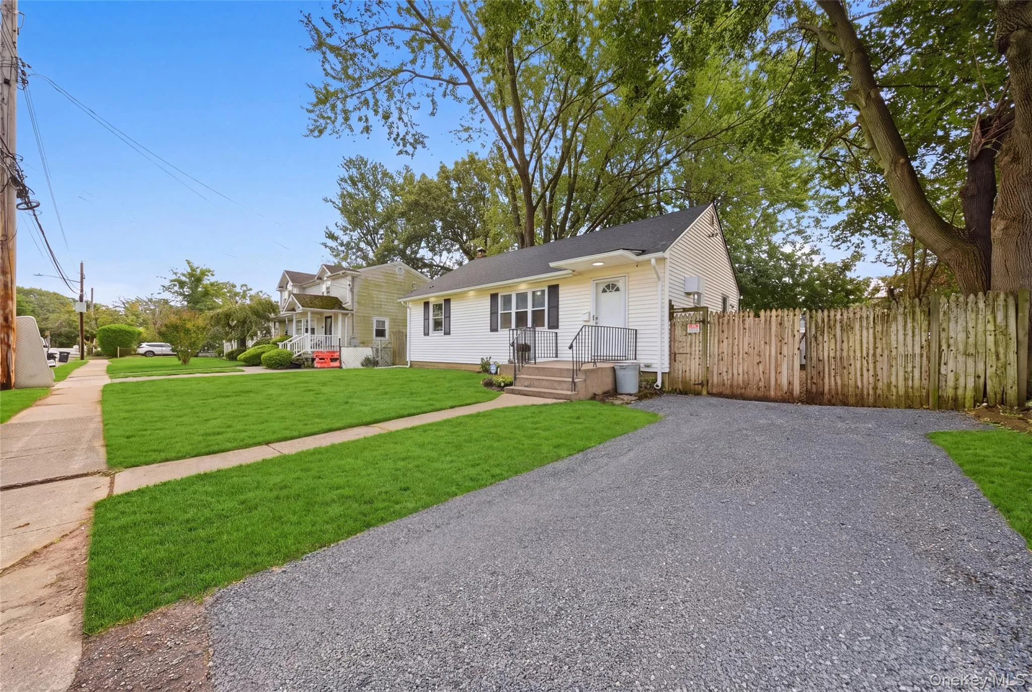180 Booker Avenue, Babylon, NY, 3 Bedrooms Bedrooms, 7 Rooms Rooms,2 BathroomsBathrooms,Residential,For Rent,Booker,0,1057478 180 Booker Avenue, Babylon, NY, 3 Bedrooms Bedrooms, 7 Rooms Rooms,2 BathroomsBathrooms,Residential,For Rent,Booker,0,1057478