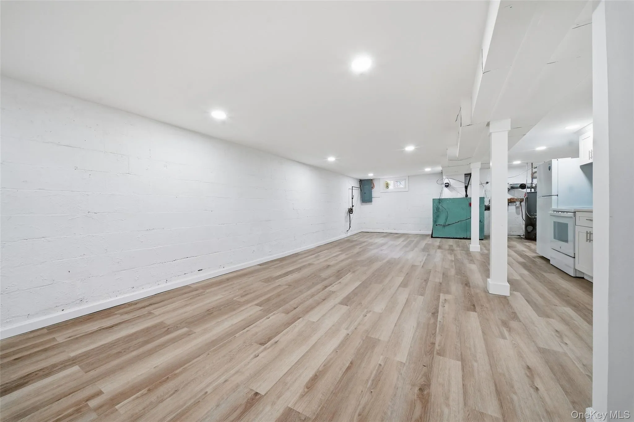 180 Booker Avenue, Babylon, NY, 3 Bedrooms Bedrooms, 7 Rooms Rooms,2 BathroomsBathrooms,Residential,For Rent,Booker,0,1057478 180 Booker Avenue, Babylon, NY, 3 Bedrooms Bedrooms, 7 Rooms Rooms,2 BathroomsBathrooms,Residential,For Rent,Booker,0,1057478