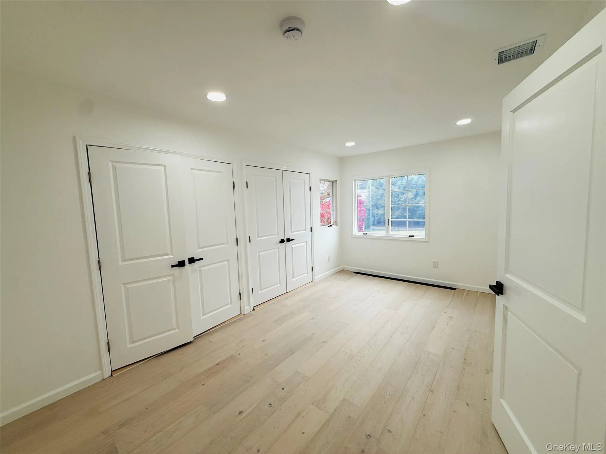 65 Mellow Ln, Oyster Bay, NY, 5 Bedrooms Bedrooms, 13 Rooms Rooms,5 BathroomsBathrooms,Residential,For Rent,Mellow Ln,0,1057483 65 Mellow Ln, Oyster Bay, NY, 5 Bedrooms Bedrooms, 13 Rooms Rooms,5 BathroomsBathrooms,Residential,For Rent,Mellow Ln,0,1057483