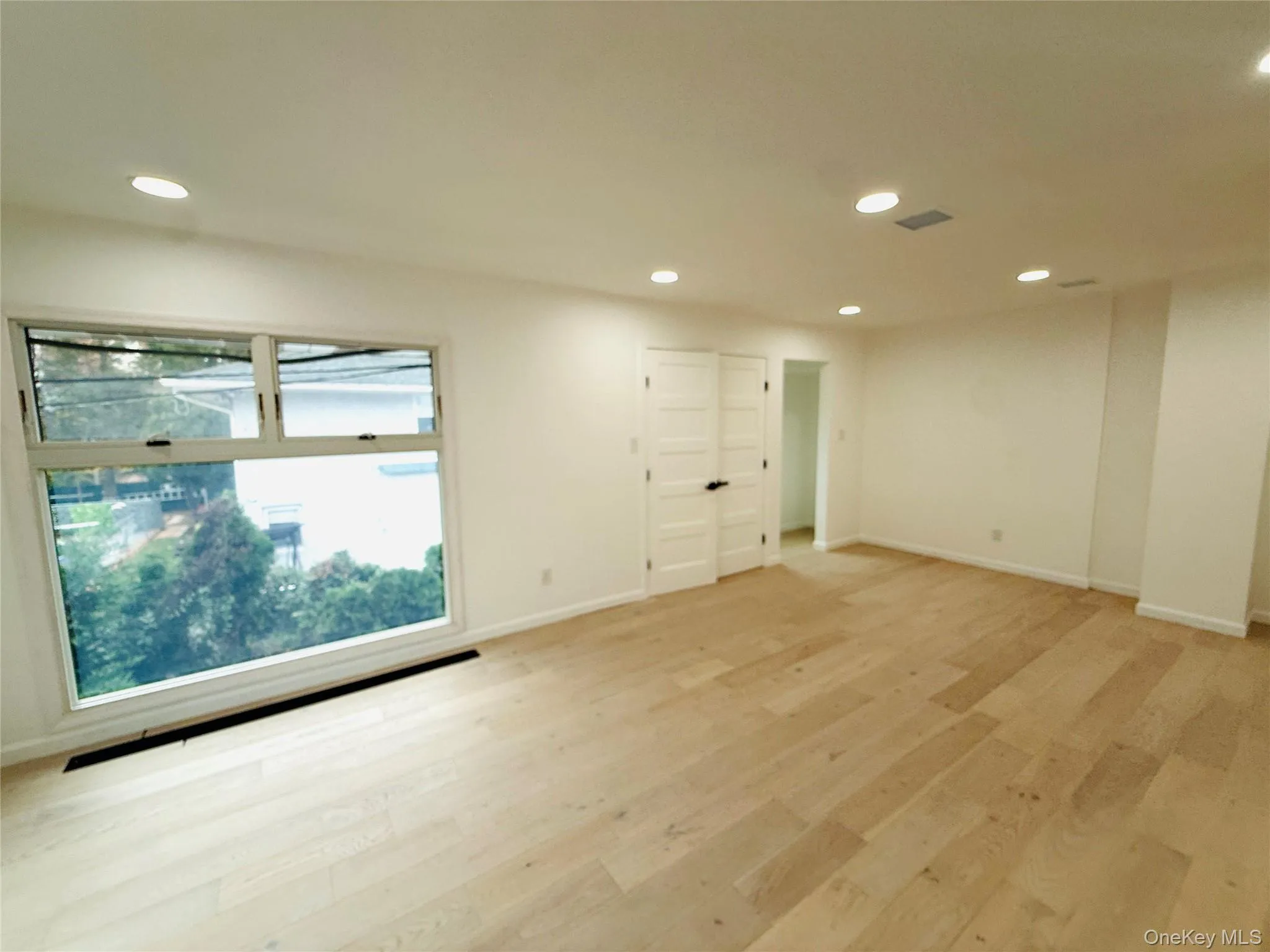 65 Mellow Ln, Oyster Bay, NY, 5 Bedrooms Bedrooms, 13 Rooms Rooms,5 BathroomsBathrooms,Residential,For Rent,Mellow Ln,0,1057483 65 Mellow Ln, Oyster Bay, NY, 5 Bedrooms Bedrooms, 13 Rooms Rooms,5 BathroomsBathrooms,Residential,For Rent,Mellow Ln,0,1057483