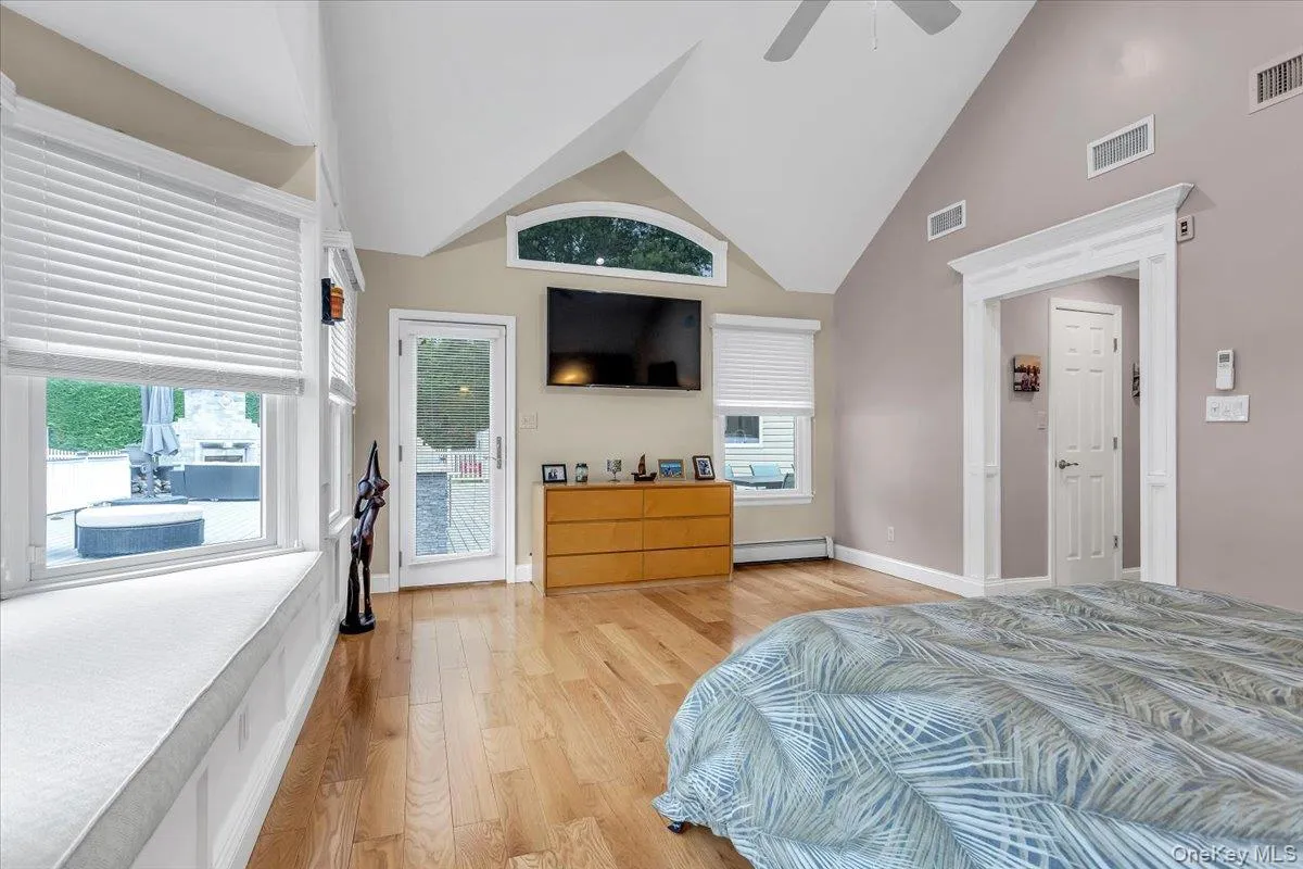 21 Buttonwood Drive, Huntington, NY, 6 Bedrooms Bedrooms, 11 Rooms Rooms,3 BathroomsBathrooms,Residential,For Rent,Buttonwood,0,1057484 21 Buttonwood Drive, Huntington, NY, 6 Bedrooms Bedrooms, 11 Rooms Rooms,3 BathroomsBathrooms,Residential,For Rent,Buttonwood,0,1057484