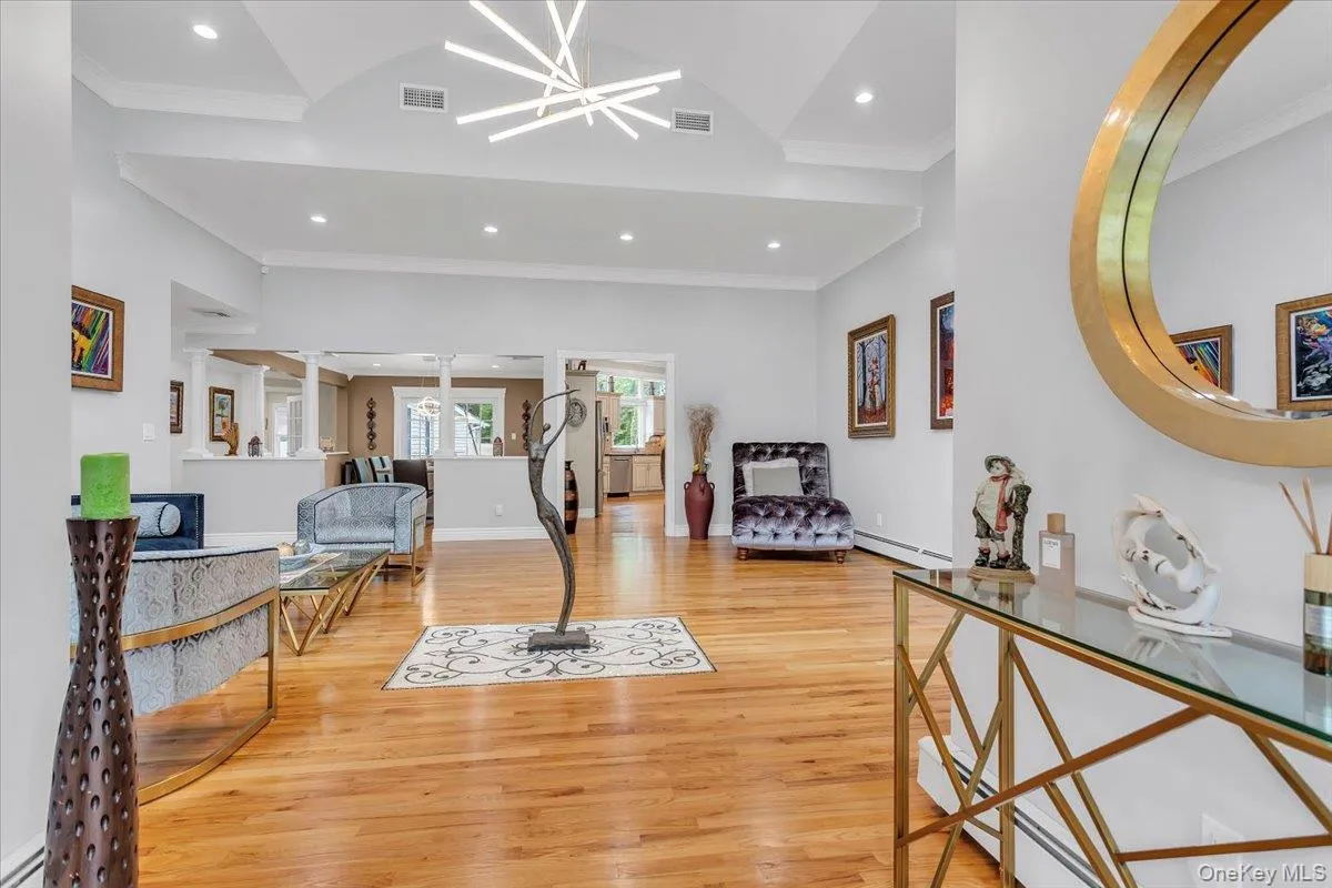 21 Buttonwood Drive, Huntington, NY, 6 Bedrooms Bedrooms, 11 Rooms Rooms,3 BathroomsBathrooms,Residential,For Rent,Buttonwood,0,1057484 21 Buttonwood Drive, Huntington, NY, 6 Bedrooms Bedrooms, 11 Rooms Rooms,3 BathroomsBathrooms,Residential,For Rent,Buttonwood,0,1057484
