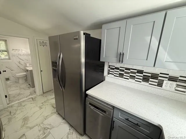 120 Bert Crawford Road, Middletown, NY, 2 Bedrooms Bedrooms, 5 Rooms Rooms,1 BathroomBathrooms,Residential Lease,For Rent,Bert Crawford,0,1057485 120 Bert Crawford Road, Middletown, NY, 2 Bedrooms Bedrooms, 5 Rooms Rooms,1 BathroomBathrooms,Residential Lease,For Rent,Bert Crawford,0,1057485