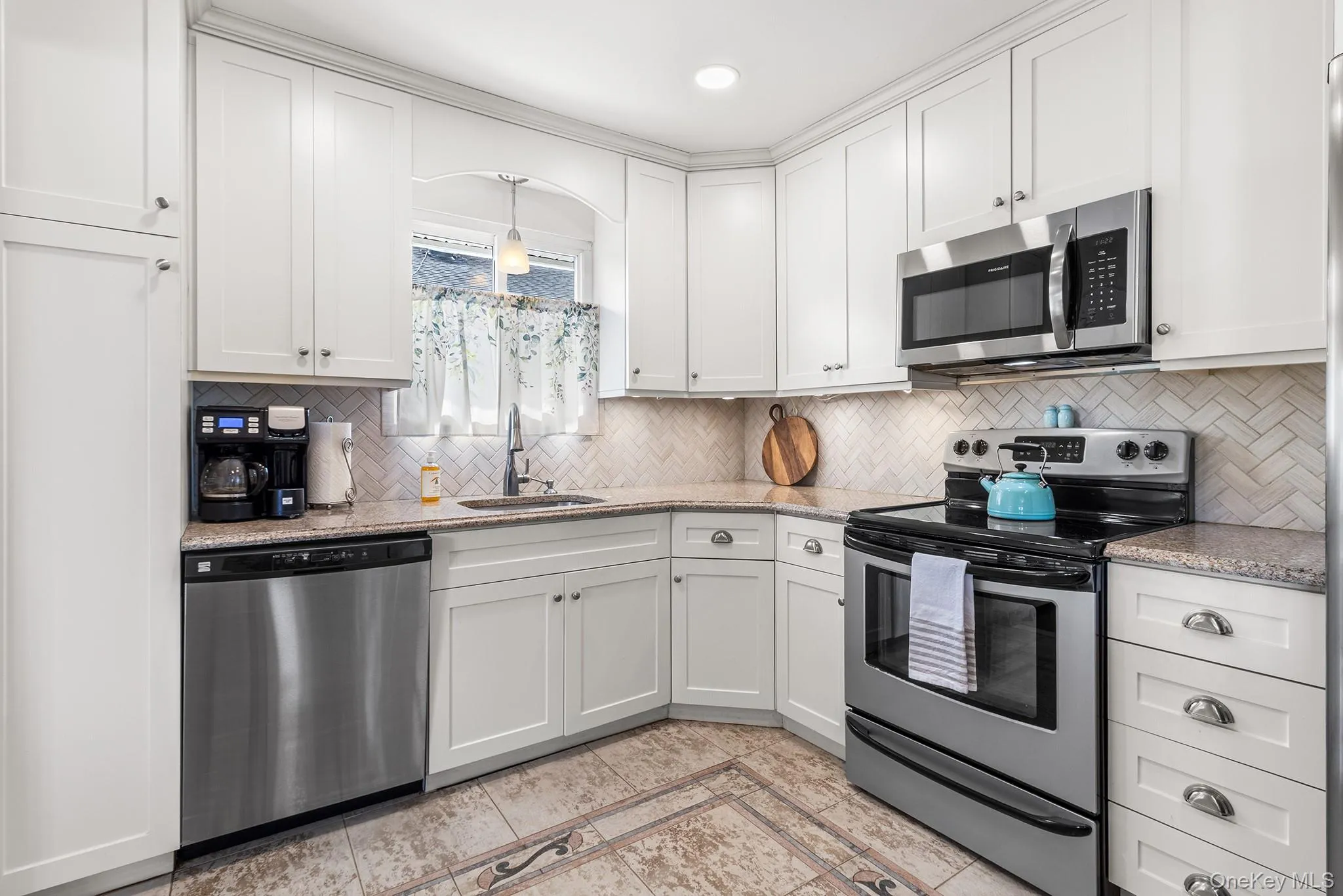 115 11th Street, Hempstead, NY, 4 Bedrooms Bedrooms, 11 Rooms Rooms,2 BathroomsBathrooms,Residential,For Rent,11th,0,1057486 115 11th Street, Hempstead, NY, 4 Bedrooms Bedrooms, 11 Rooms Rooms,2 BathroomsBathrooms,Residential,For Rent,11th,0,1057486