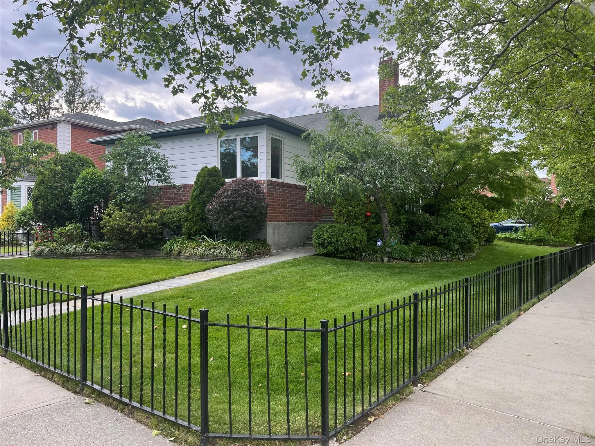 20953 28th Avenue, New York, NY, 4 Bedrooms Bedrooms, 10 Rooms Rooms,3 BathroomsBathrooms,Residential,For Rent,28th,0,1057487 20953 28th Avenue, New York, NY, 4 Bedrooms Bedrooms, 10 Rooms Rooms,3 BathroomsBathrooms,Residential,For Rent,28th,0,1057487