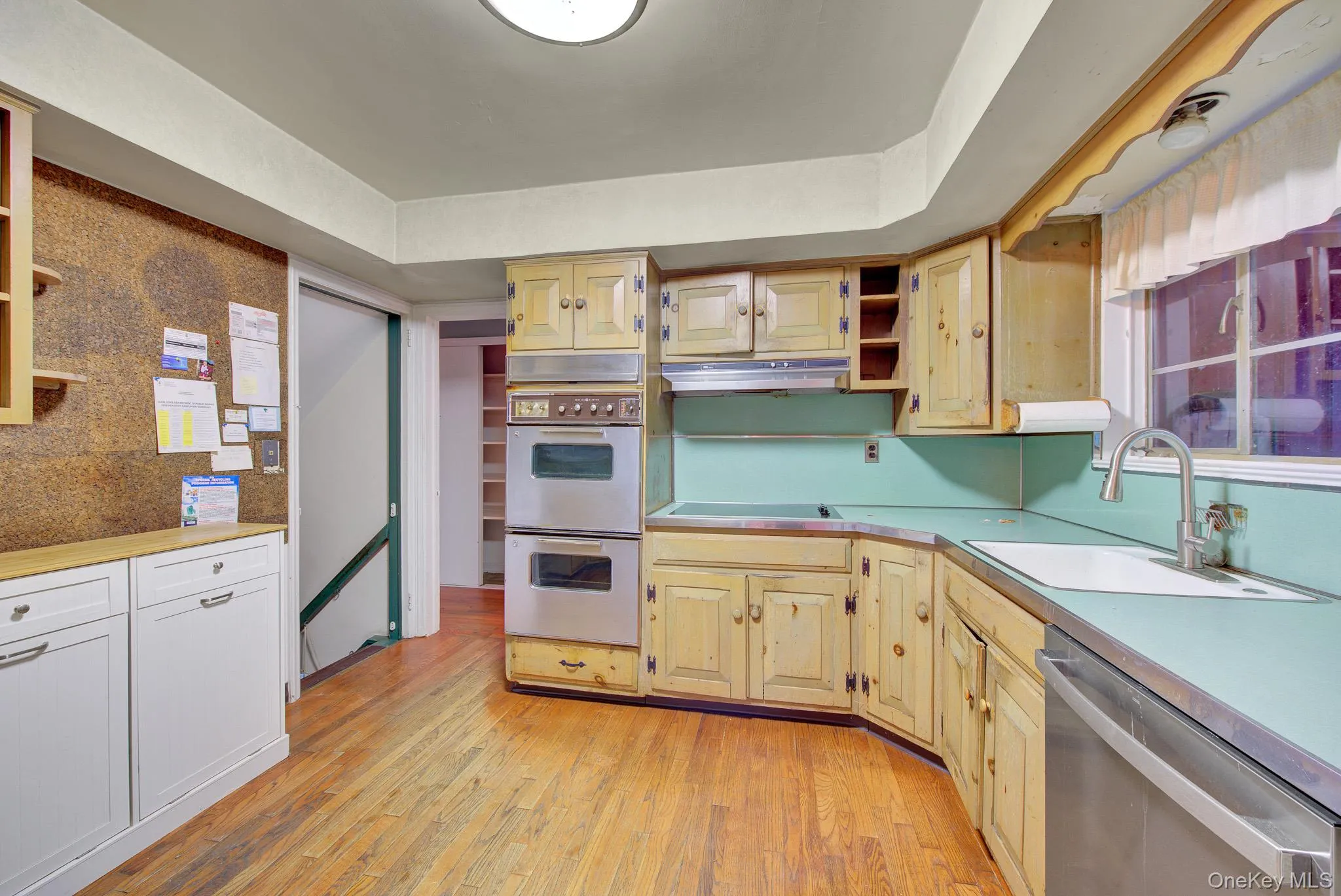 6 Soundview Road, Glen Cove, NY, 5 Bedrooms Bedrooms, 11 Rooms Rooms,3 BathroomsBathrooms,Residential,For Rent,Soundview,0,1057496 6 Soundview Road, Glen Cove, NY, 5 Bedrooms Bedrooms, 11 Rooms Rooms,3 BathroomsBathrooms,Residential,For Rent,Soundview,0,1057496