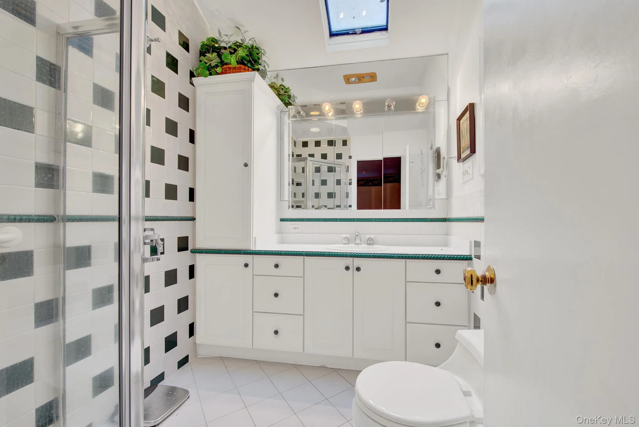 6 Soundview Road, Glen Cove, NY, 5 Bedrooms Bedrooms, 11 Rooms Rooms,3 BathroomsBathrooms,Residential,For Rent,Soundview,0,1057496 6 Soundview Road, Glen Cove, NY, 5 Bedrooms Bedrooms, 11 Rooms Rooms,3 BathroomsBathrooms,Residential,For Rent,Soundview,0,1057496