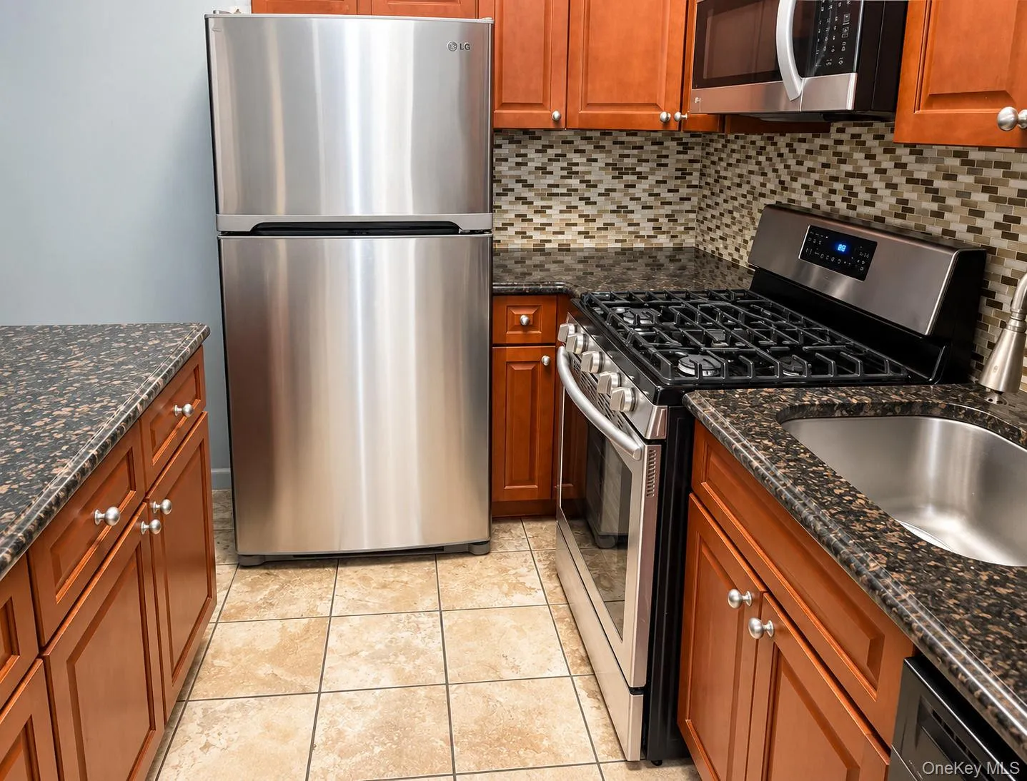 4 Fordham Hill Oval, New York, NY, 1 Bedroom Bedrooms, 4 Rooms Rooms,1 BathroomBathrooms,Residential,For Rent,Fordham Hill,0,1057500 4 Fordham Hill Oval, New York, NY, 1 Bedroom Bedrooms, 4 Rooms Rooms,1 BathroomBathrooms,Residential,For Rent,Fordham Hill,0,1057500