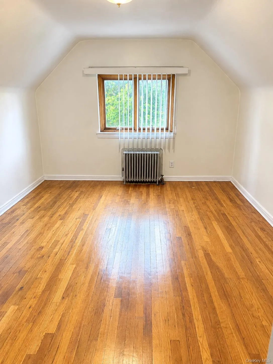 4720 201st Street, New York, NY, 4 Bedrooms Bedrooms, 7 Rooms Rooms,1 BathroomBathrooms,Residential,For Rent,201st,0,1057503 4720 201st Street, New York, NY, 4 Bedrooms Bedrooms, 7 Rooms Rooms,1 BathroomBathrooms,Residential,For Rent,201st,0,1057503