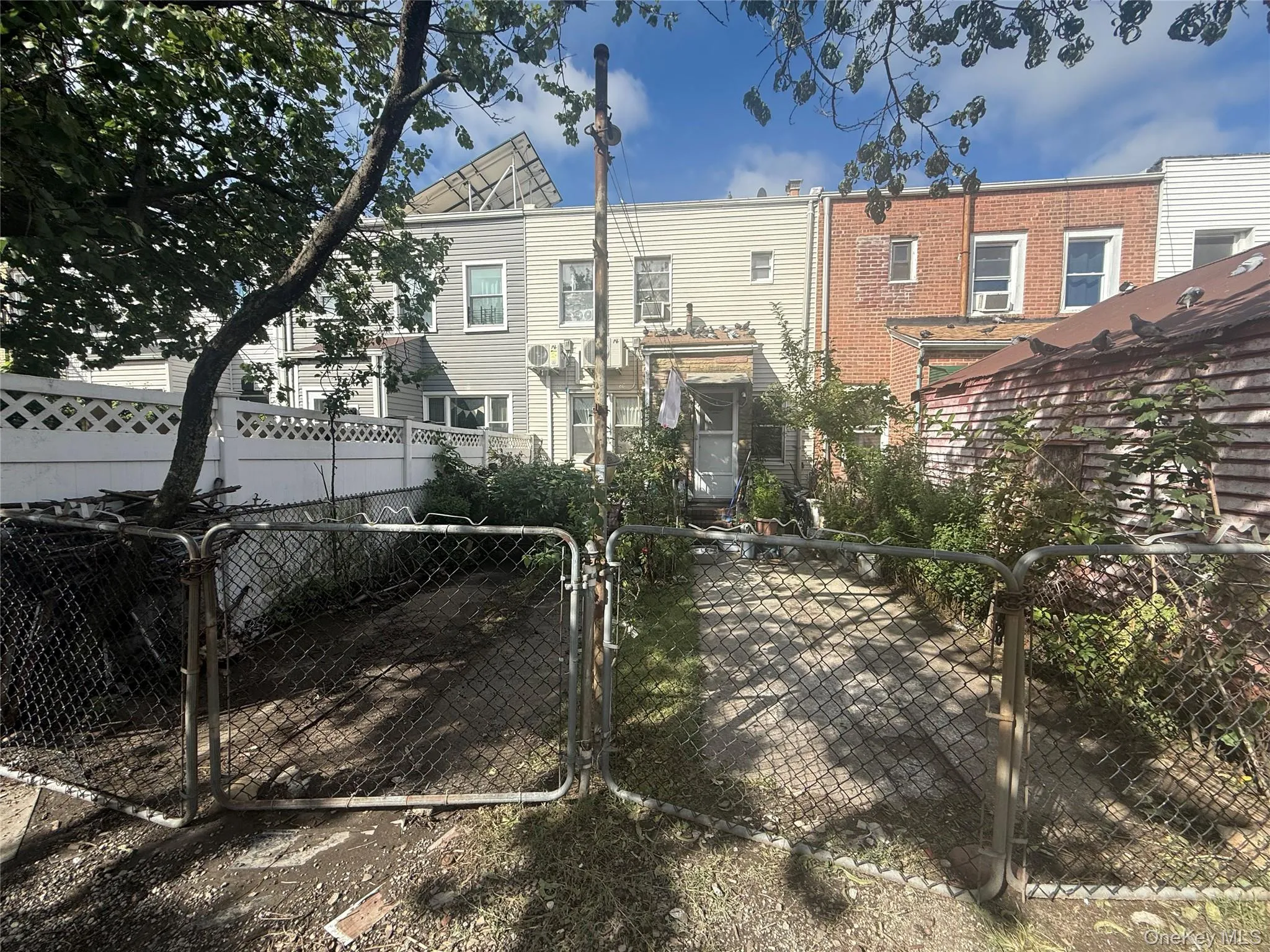 50-35 47th Street, New York, NY, 3 Bedrooms Bedrooms, 6 Rooms Rooms,1 BathroomBathrooms,Residential,For Rent,47th,0,1057511 50-35 47th Street, New York, NY, 3 Bedrooms Bedrooms, 6 Rooms Rooms,1 BathroomBathrooms,Residential,For Rent,47th,0,1057511