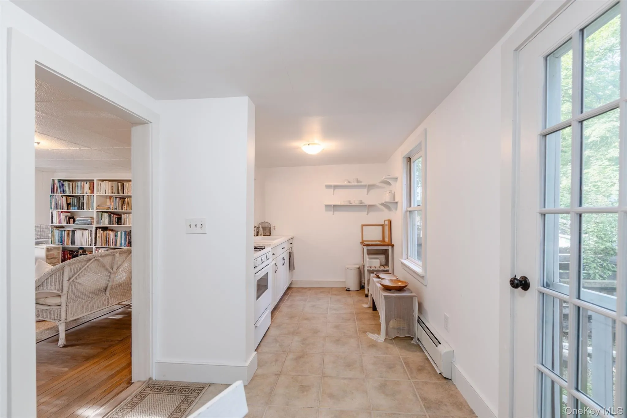 48 Tompkins Street, Kingston, NY, 2 Bedrooms Bedrooms, 5 Rooms Rooms,1 BathroomBathrooms,Residential,For Rent,Tompkins,0,1057512 48 Tompkins Street, Kingston, NY, 2 Bedrooms Bedrooms, 5 Rooms Rooms,1 BathroomBathrooms,Residential,For Rent,Tompkins,0,1057512