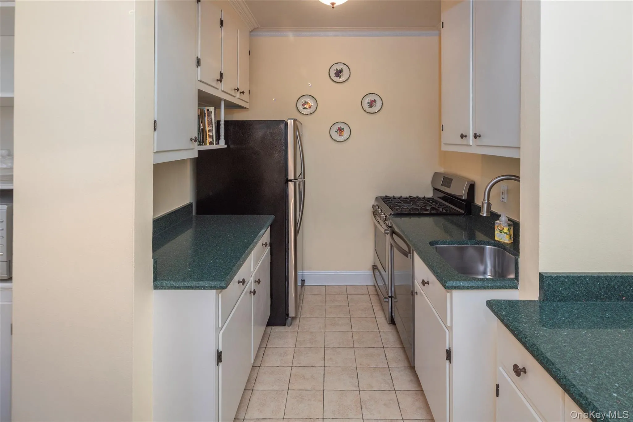 35 Parkview Avenue, Yonkers, NY, 1 Bedroom Bedrooms, 3 Rooms Rooms,1 BathroomBathrooms,Residential,For Rent,Parkview,0,1057513 35 Parkview Avenue, Yonkers, NY, 1 Bedroom Bedrooms, 3 Rooms Rooms,1 BathroomBathrooms,Residential,For Rent,Parkview,0,1057513