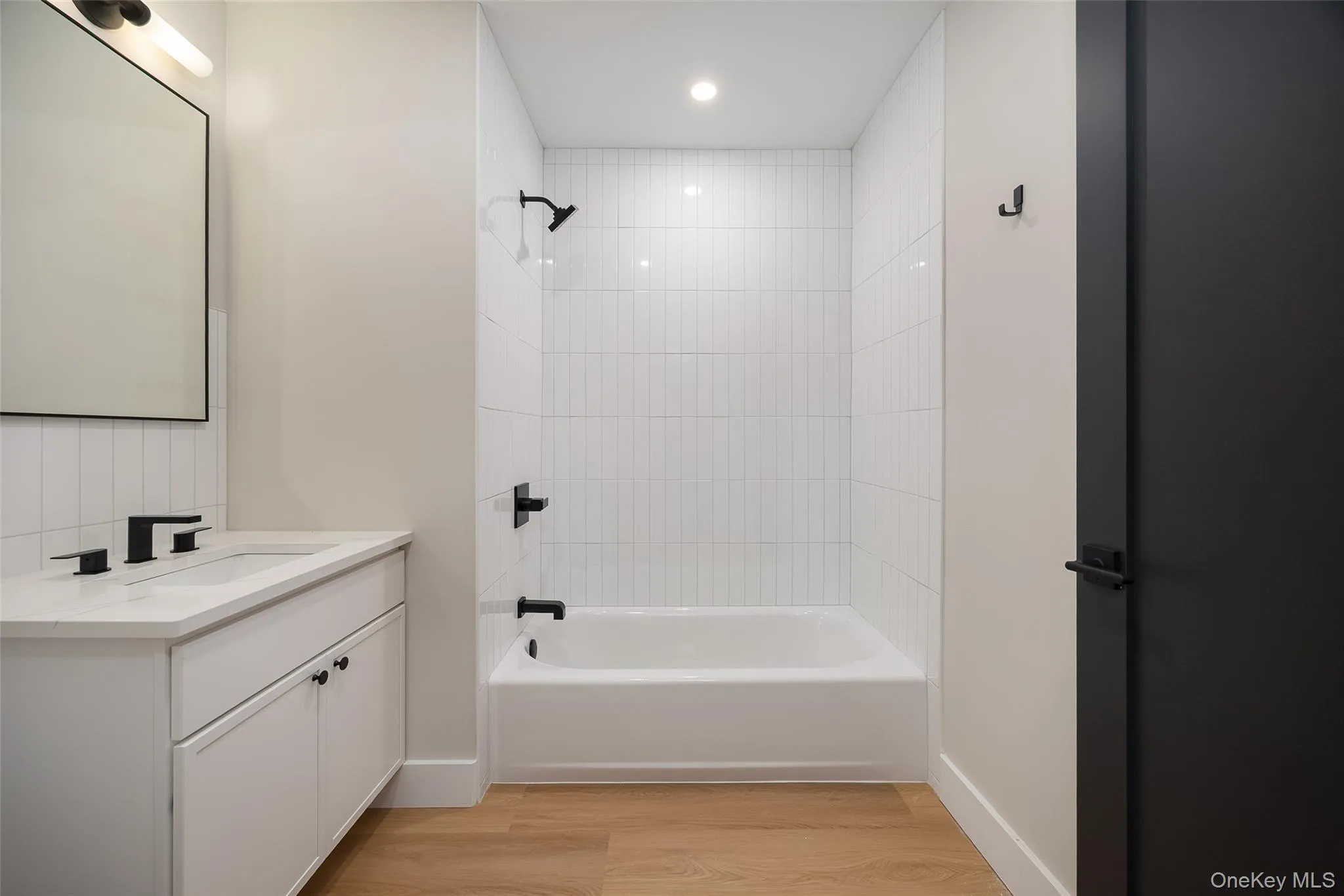 364 Main Street, Beacon, NY, 1 Bedroom Bedrooms, 6 Rooms Rooms,2 BathroomsBathrooms,Residential Lease,For Rent,Main,0,1057520 364 Main Street, Beacon, NY, 1 Bedroom Bedrooms, 6 Rooms Rooms,2 BathroomsBathrooms,Residential Lease,For Rent,Main,0,1057520