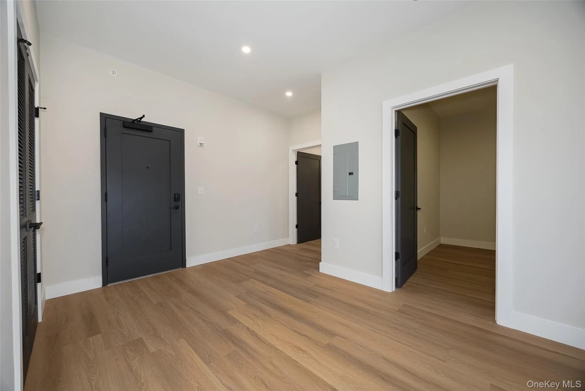 364 Main Street, Beacon, NY, 1 Bedroom Bedrooms, 6 Rooms Rooms,2 BathroomsBathrooms,Residential Lease,For Rent,Main,0,1057520 364 Main Street, Beacon, NY, 1 Bedroom Bedrooms, 6 Rooms Rooms,2 BathroomsBathrooms,Residential Lease,For Rent,Main,0,1057520