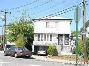 307 Fernside Place, New York, NY, 3 Bedroom Bedrooms, 6 Room Rooms,1 BathroomBathrooms,Residential Lease,For Rent,Fernside,0,1057526 307 Fernside Place, New York, NY, 3 Bedroom Bedrooms, 6 Room Rooms,1 BathroomBathrooms,Residential Lease,For Rent,Fernside,0,1057526