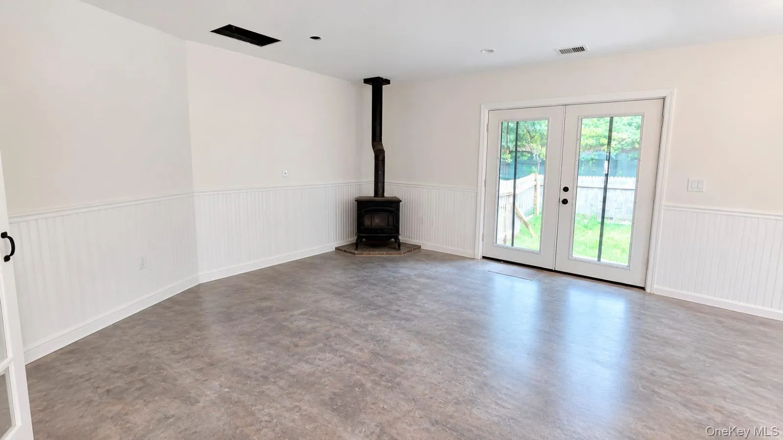 88 Pleasant Avenue, Brookhaven, NY, 5 Bedrooms Bedrooms, 7 Rooms Rooms,2 BathroomsBathrooms,Residential Lease,For Rent,Pleasant,0,1057528 88 Pleasant Avenue, Brookhaven, NY, 5 Bedrooms Bedrooms, 7 Rooms Rooms,2 BathroomsBathrooms,Residential Lease,For Rent,Pleasant,0,1057528