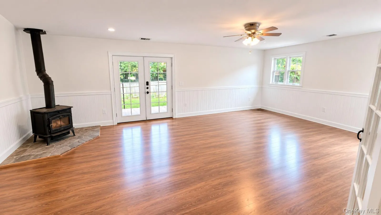 88 Pleasant Avenue, Brookhaven, NY, 5 Bedrooms Bedrooms, 7 Rooms Rooms,2 BathroomsBathrooms,Residential Lease,For Rent,Pleasant,0,1057528 88 Pleasant Avenue, Brookhaven, NY, 5 Bedrooms Bedrooms, 7 Rooms Rooms,2 BathroomsBathrooms,Residential Lease,For Rent,Pleasant,0,1057528