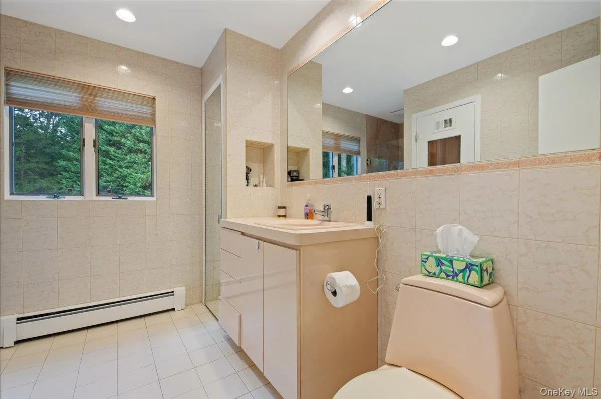 7 Faulkner Lane, Huntington, NY, 5 Bedrooms Bedrooms, 11 Rooms Rooms,3 BathroomsBathrooms,Residential,For Rent,Faulkner,0,1057535 7 Faulkner Lane, Huntington, NY, 5 Bedrooms Bedrooms, 11 Rooms Rooms,3 BathroomsBathrooms,Residential,For Rent,Faulkner,0,1057535