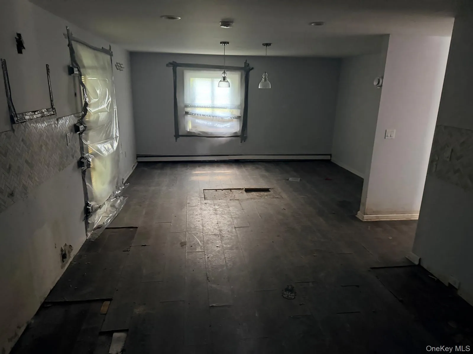 71 Matsunaye Drive, Babylon, NY, 6 Bedrooms Bedrooms, 14 Rooms Rooms,3 BathroomsBathrooms,Residential,For Rent,Matsunaye,0,1057549 71 Matsunaye Drive, Babylon, NY, 6 Bedrooms Bedrooms, 14 Rooms Rooms,3 BathroomsBathrooms,Residential,For Rent,Matsunaye,0,1057549