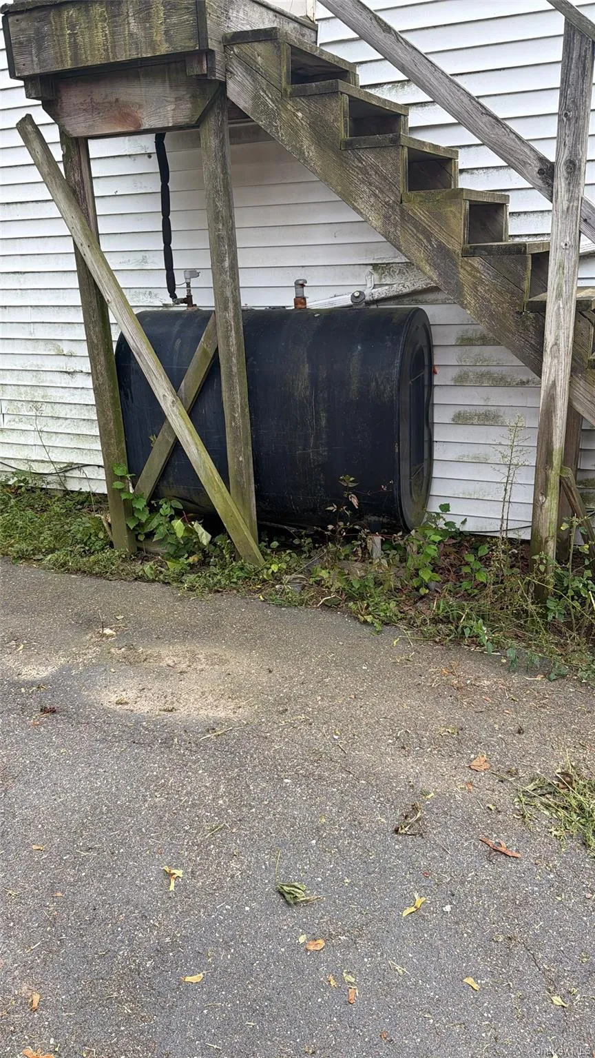 71 Matsunaye Drive, Babylon, NY, 6 Bedrooms Bedrooms, 14 Rooms Rooms,3 BathroomsBathrooms,Residential,For Rent,Matsunaye,0,1057549 71 Matsunaye Drive, Babylon, NY, 6 Bedrooms Bedrooms, 14 Rooms Rooms,3 BathroomsBathrooms,Residential,For Rent,Matsunaye,0,1057549
