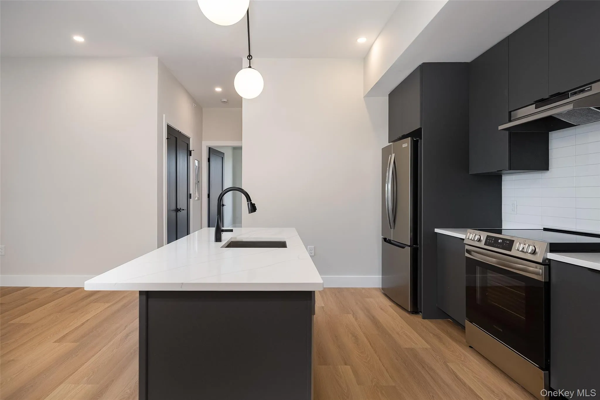 364 Main Street, Beacon, NY, 2 Bedrooms Bedrooms, 6 Rooms Rooms,2 BathroomsBathrooms,Residential Lease,For Rent,Main,0,1057552 364 Main Street, Beacon, NY, 2 Bedrooms Bedrooms, 6 Rooms Rooms,2 BathroomsBathrooms,Residential Lease,For Rent,Main,0,1057552