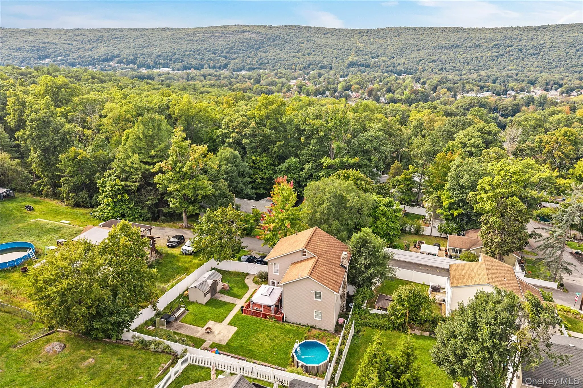 6 Ursa Avenue, Warwick (town), NY, 4 Bedrooms Bedrooms, 7 Rooms Rooms,2 BathroomsBathrooms,Residential,For Rent,Ursa,0,1057558 6 Ursa Avenue, Warwick (town), NY, 4 Bedrooms Bedrooms, 7 Rooms Rooms,2 BathroomsBathrooms,Residential,For Rent,Ursa,0,1057558