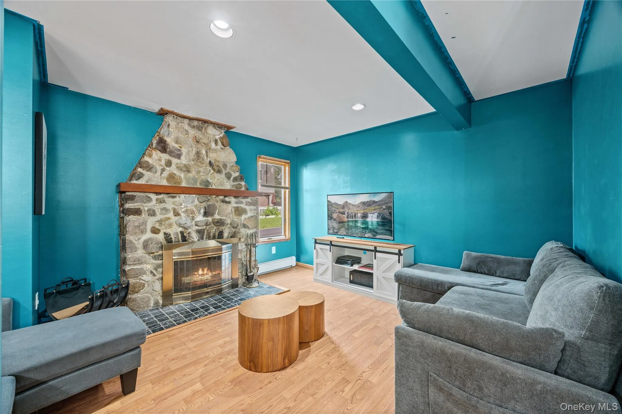6 Ursa Avenue, Warwick (town), NY, 4 Bedrooms Bedrooms, 7 Rooms Rooms,2 BathroomsBathrooms,Residential,For Rent,Ursa,0,1057558 6 Ursa Avenue, Warwick (town), NY, 4 Bedrooms Bedrooms, 7 Rooms Rooms,2 BathroomsBathrooms,Residential,For Rent,Ursa,0,1057558