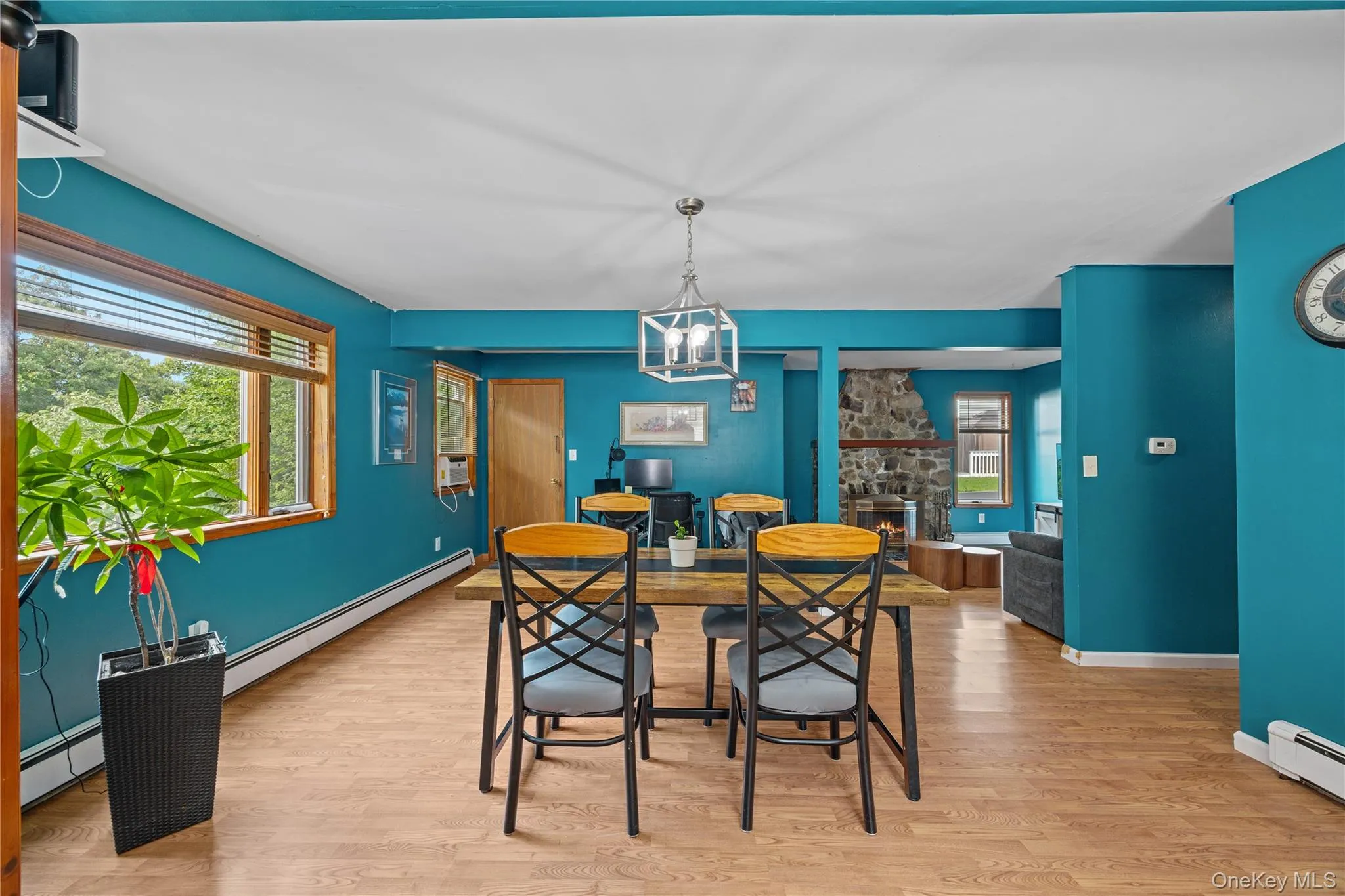 6 Ursa Avenue, Warwick (town), NY, 4 Bedrooms Bedrooms, 7 Rooms Rooms,2 BathroomsBathrooms,Residential,For Rent,Ursa,0,1057558 6 Ursa Avenue, Warwick (town), NY, 4 Bedrooms Bedrooms, 7 Rooms Rooms,2 BathroomsBathrooms,Residential,For Rent,Ursa,0,1057558