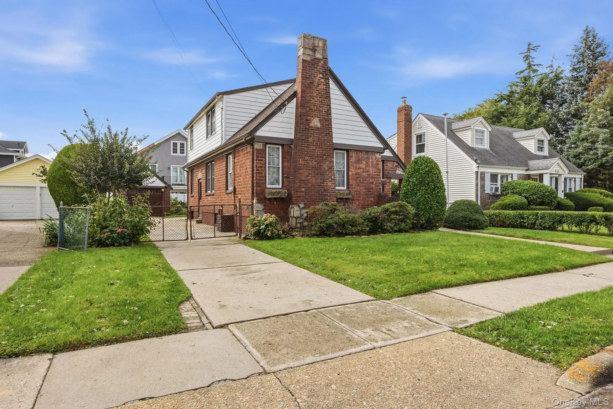 135 Fairfield Avenue, North Hempstead, NY, 4 Bedrooms Bedrooms, 8 Rooms Rooms,2 BathroomsBathrooms,Residential,For Rent,Fairfield,0,1057563 135 Fairfield Avenue, North Hempstead, NY, 4 Bedrooms Bedrooms, 8 Rooms Rooms,2 BathroomsBathrooms,Residential,For Rent,Fairfield,0,1057563