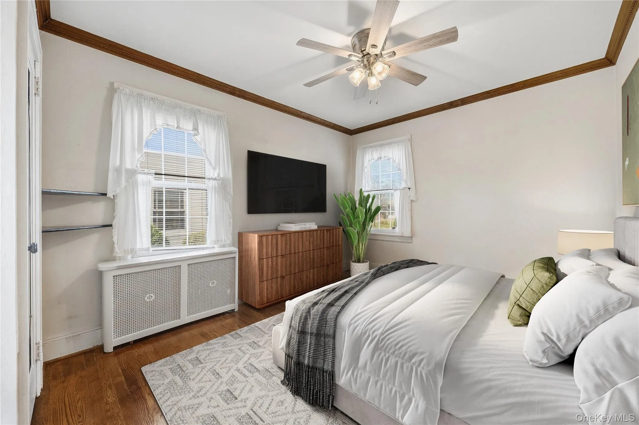 135 Fairfield Avenue, North Hempstead, NY, 4 Bedrooms Bedrooms, 8 Rooms Rooms,2 BathroomsBathrooms,Residential,For Rent,Fairfield,0,1057563 135 Fairfield Avenue, North Hempstead, NY, 4 Bedrooms Bedrooms, 8 Rooms Rooms,2 BathroomsBathrooms,Residential,For Rent,Fairfield,0,1057563