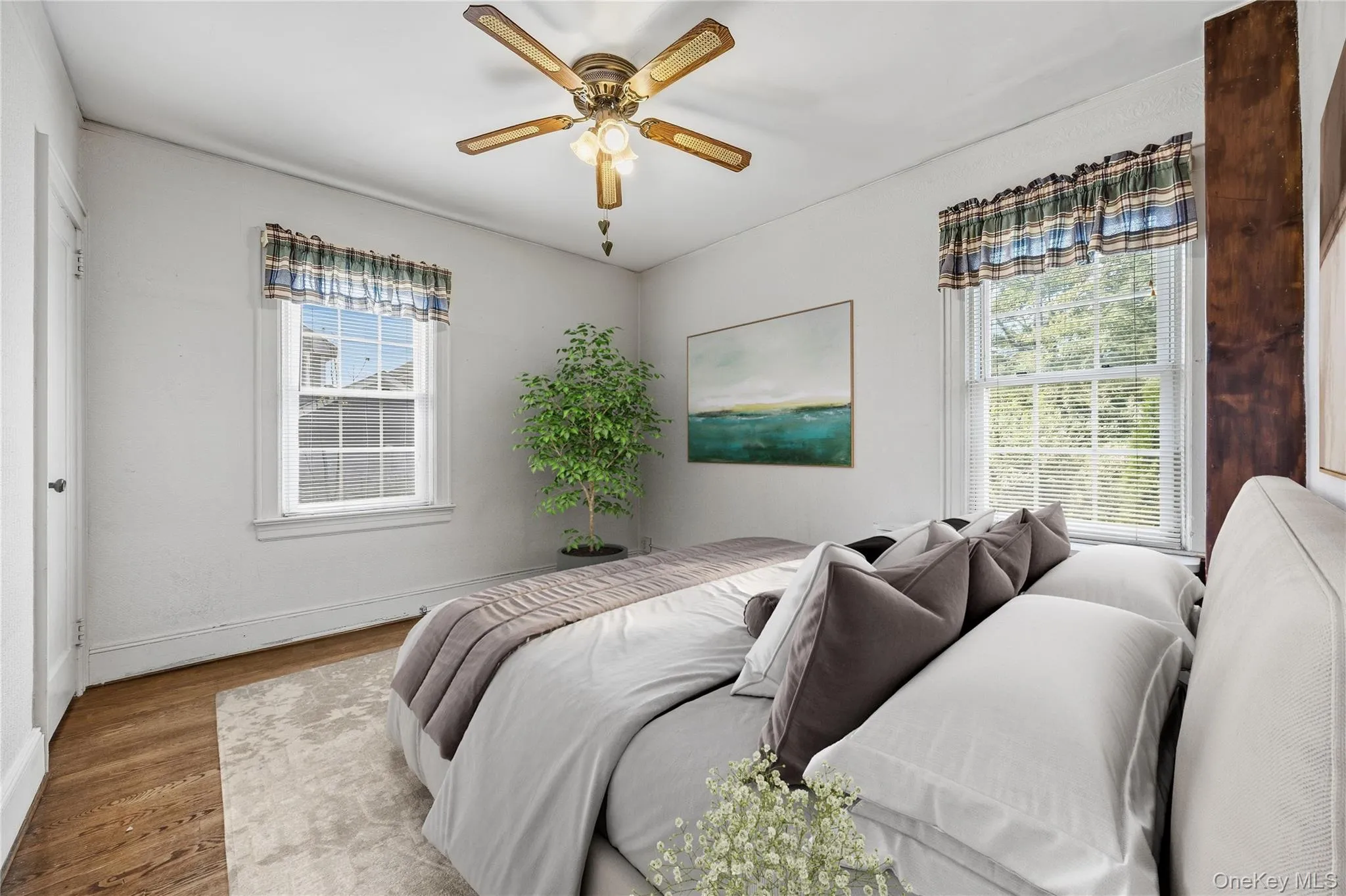 135 Fairfield Avenue, North Hempstead, NY, 4 Bedrooms Bedrooms, 8 Rooms Rooms,2 BathroomsBathrooms,Residential,For Rent,Fairfield,0,1057563 135 Fairfield Avenue, North Hempstead, NY, 4 Bedrooms Bedrooms, 8 Rooms Rooms,2 BathroomsBathrooms,Residential,For Rent,Fairfield,0,1057563