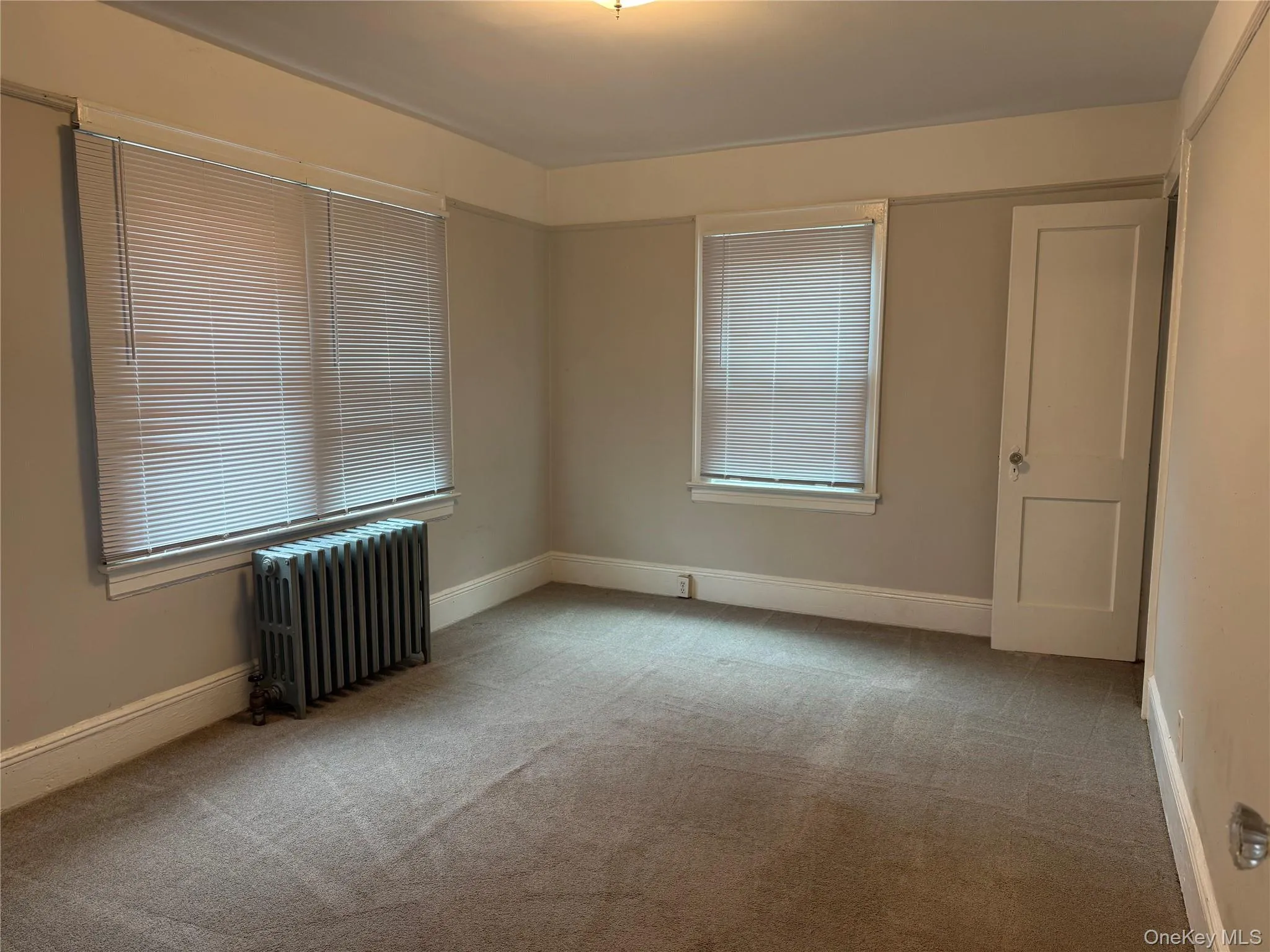 50 The Crescent, Babylon, NY, 2 Bedroom Bedrooms, 4 Room Rooms,1 BathroomBathrooms,Residential Lease,For Rent,The Crescent,0,1057564 50 The Crescent, Babylon, NY, 2 Bedroom Bedrooms, 4 Room Rooms,1 BathroomBathrooms,Residential Lease,For Rent,The Crescent,0,1057564