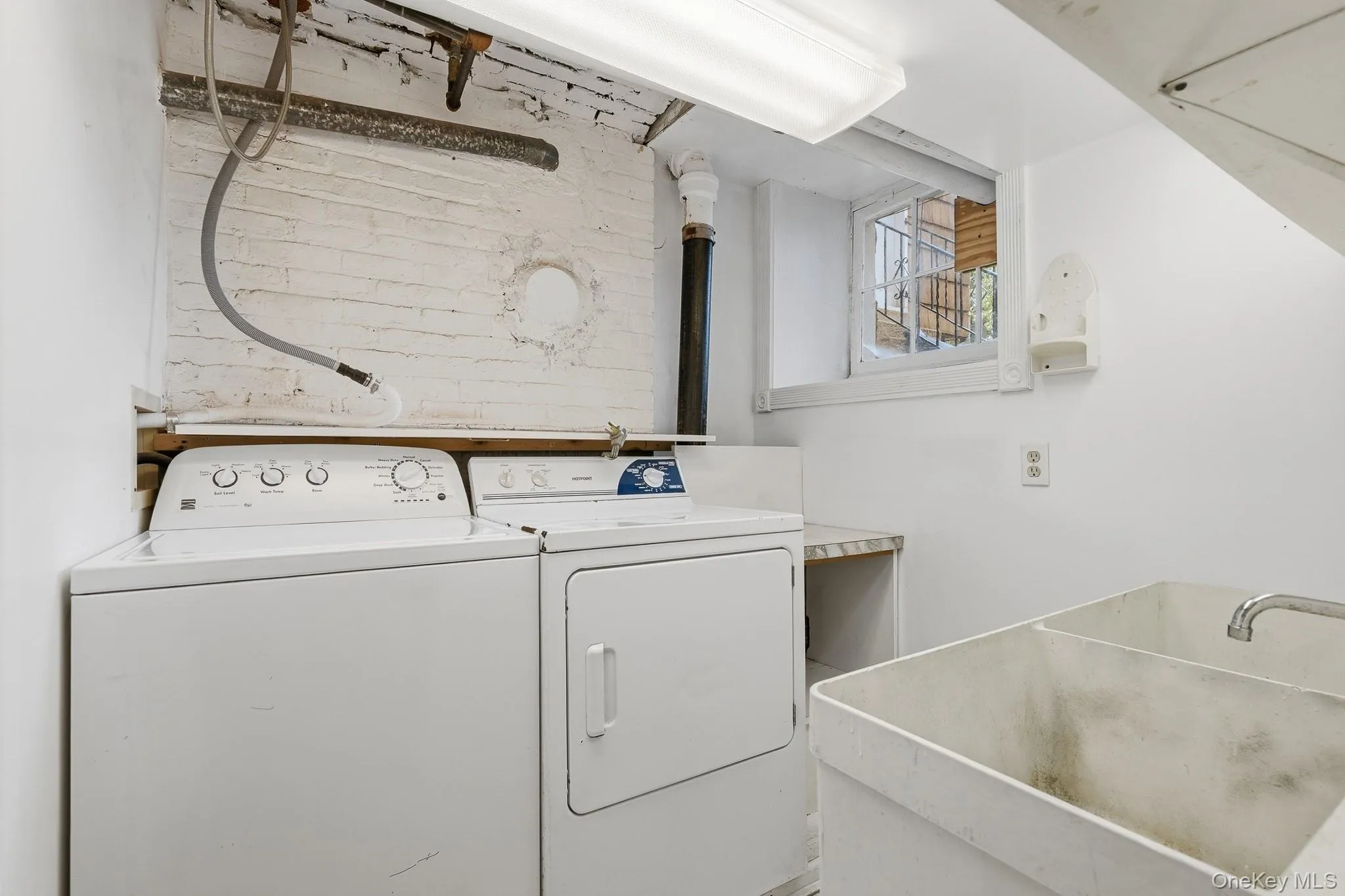 82 Quinby Avenue, White Plains, NY, 4 Bedroom Bedrooms, 9 Room Rooms,2 BathroomBathrooms,Residential Lease,For Rent,Quinby,0,1057566 82 Quinby Avenue, White Plains, NY, 4 Bedroom Bedrooms, 9 Room Rooms,2 BathroomBathrooms,Residential Lease,For Rent,Quinby,0,1057566