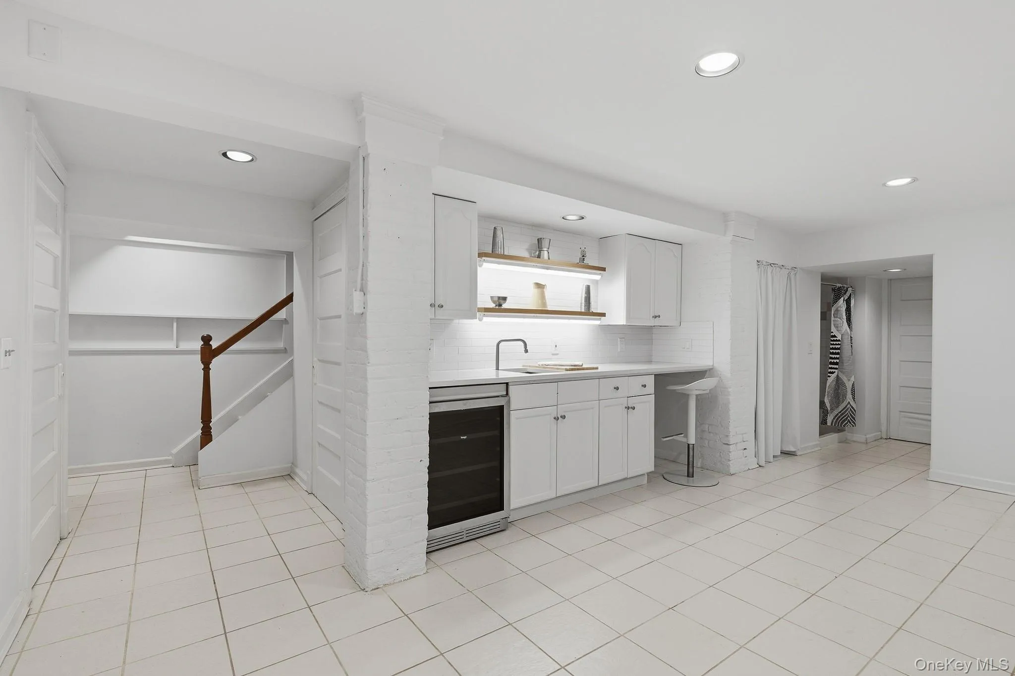 82 Quinby Avenue, White Plains, NY, 4 Bedroom Bedrooms, 9 Room Rooms,2 BathroomBathrooms,Residential Lease,For Rent,Quinby,0,1057566 82 Quinby Avenue, White Plains, NY, 4 Bedroom Bedrooms, 9 Room Rooms,2 BathroomBathrooms,Residential Lease,For Rent,Quinby,0,1057566