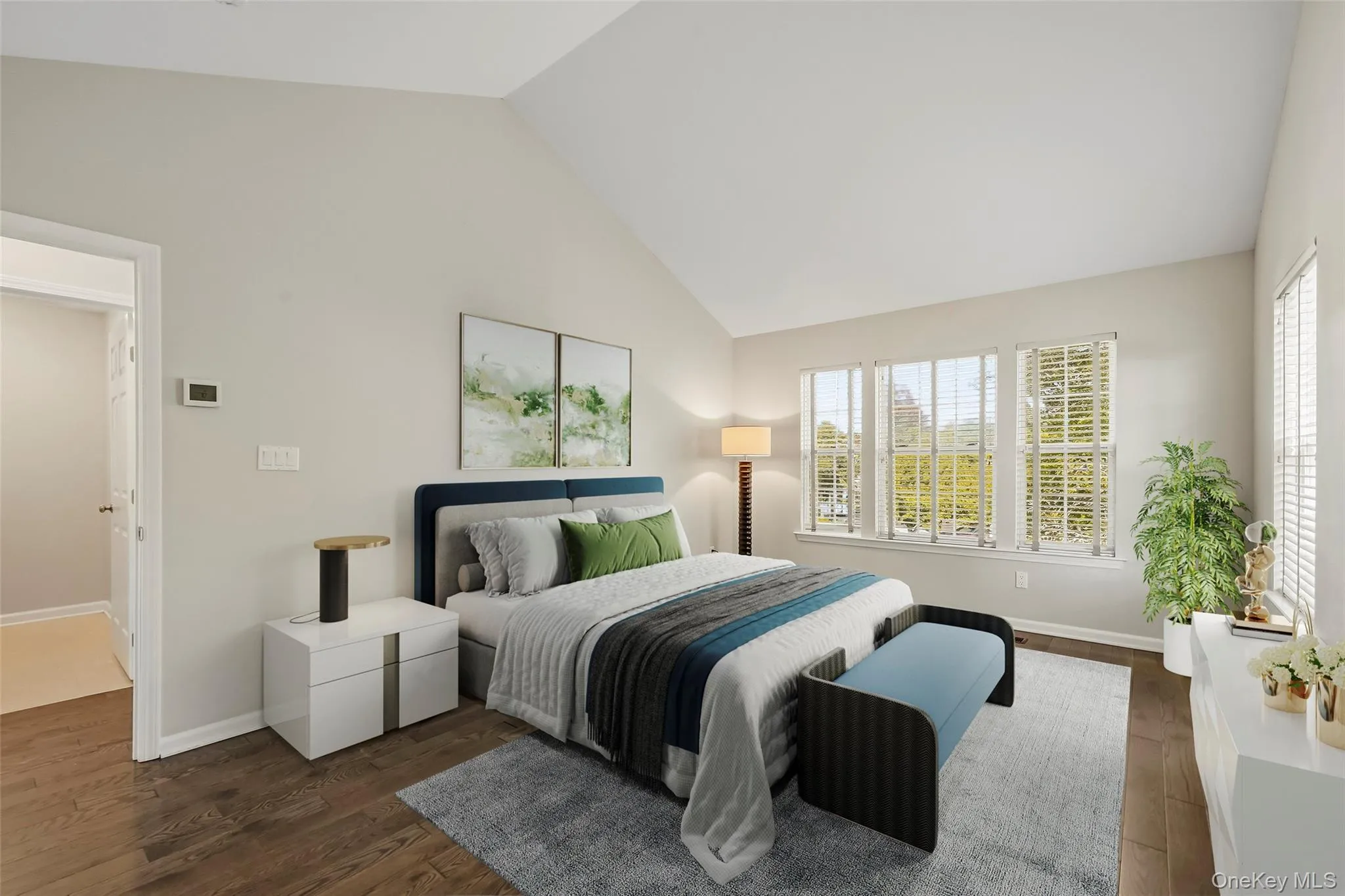 This room has been virtually staged This room has been virtually staged