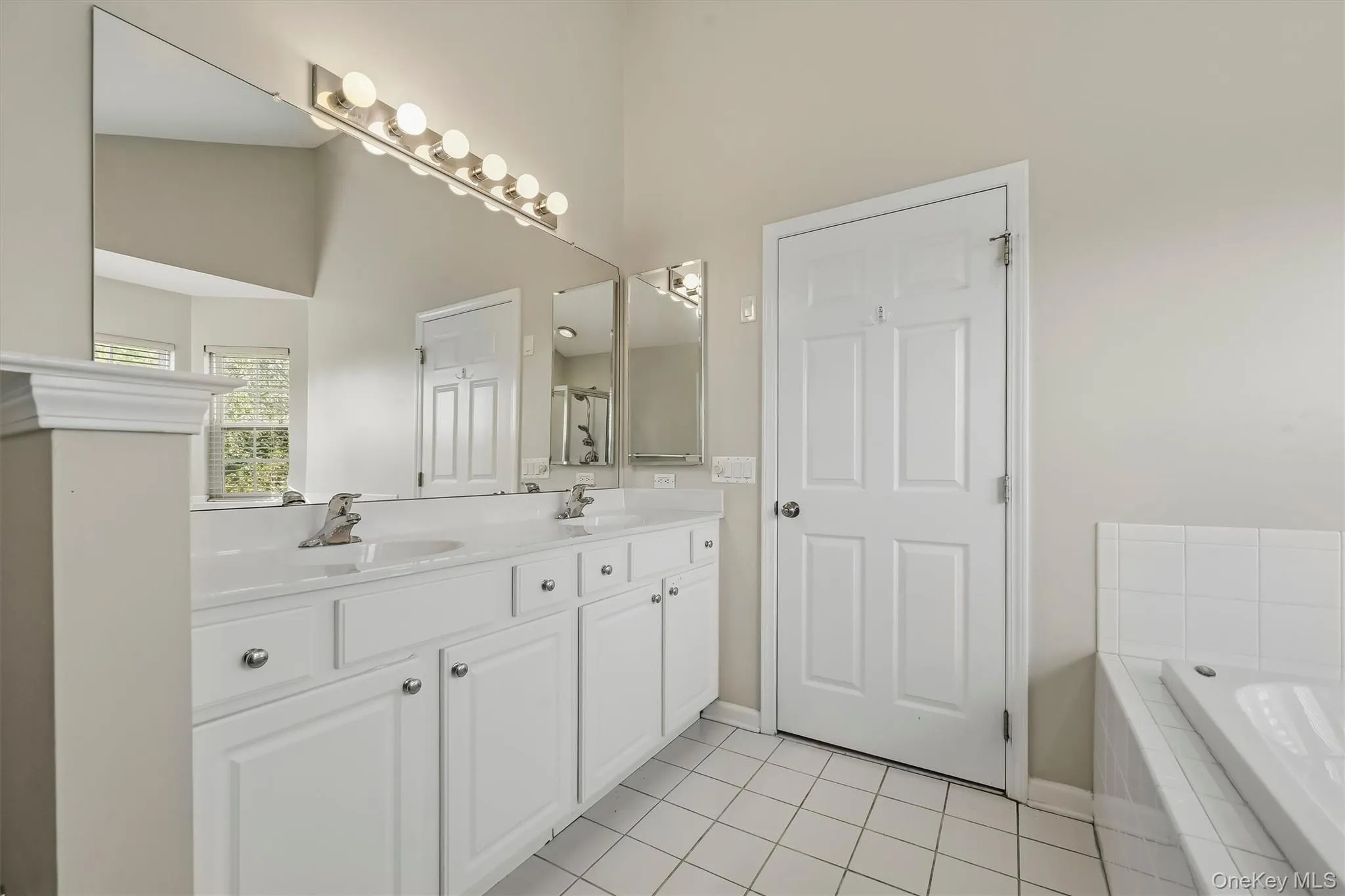 24 Ford Court, Monroe, NY, 3 Bedroom Bedrooms, 7 Room Rooms,2 BathroomBathrooms,Residential Lease,For Rent,Ford,0,1057568 24 Ford Court, Monroe, NY, 3 Bedroom Bedrooms, 7 Room Rooms,2 BathroomBathrooms,Residential Lease,For Rent,Ford,0,1057568