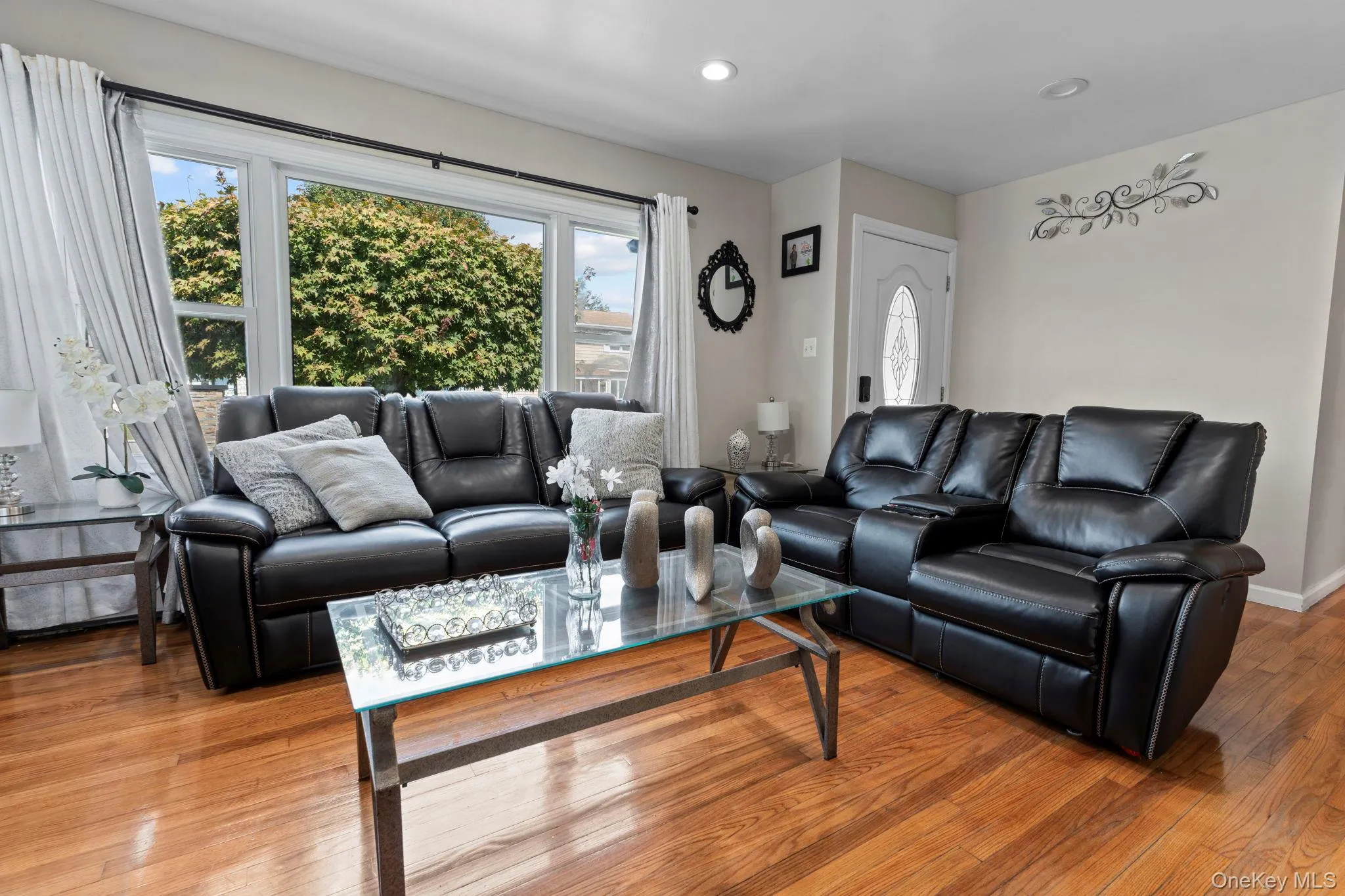 27 Croydon Road, Babylon, NY, 3 Bedrooms Bedrooms, 6 Rooms Rooms,1 BathroomBathrooms,Residential,For Rent,Croydon,0,1057569 27 Croydon Road, Babylon, NY, 3 Bedrooms Bedrooms, 6 Rooms Rooms,1 BathroomBathrooms,Residential,For Rent,Croydon,0,1057569