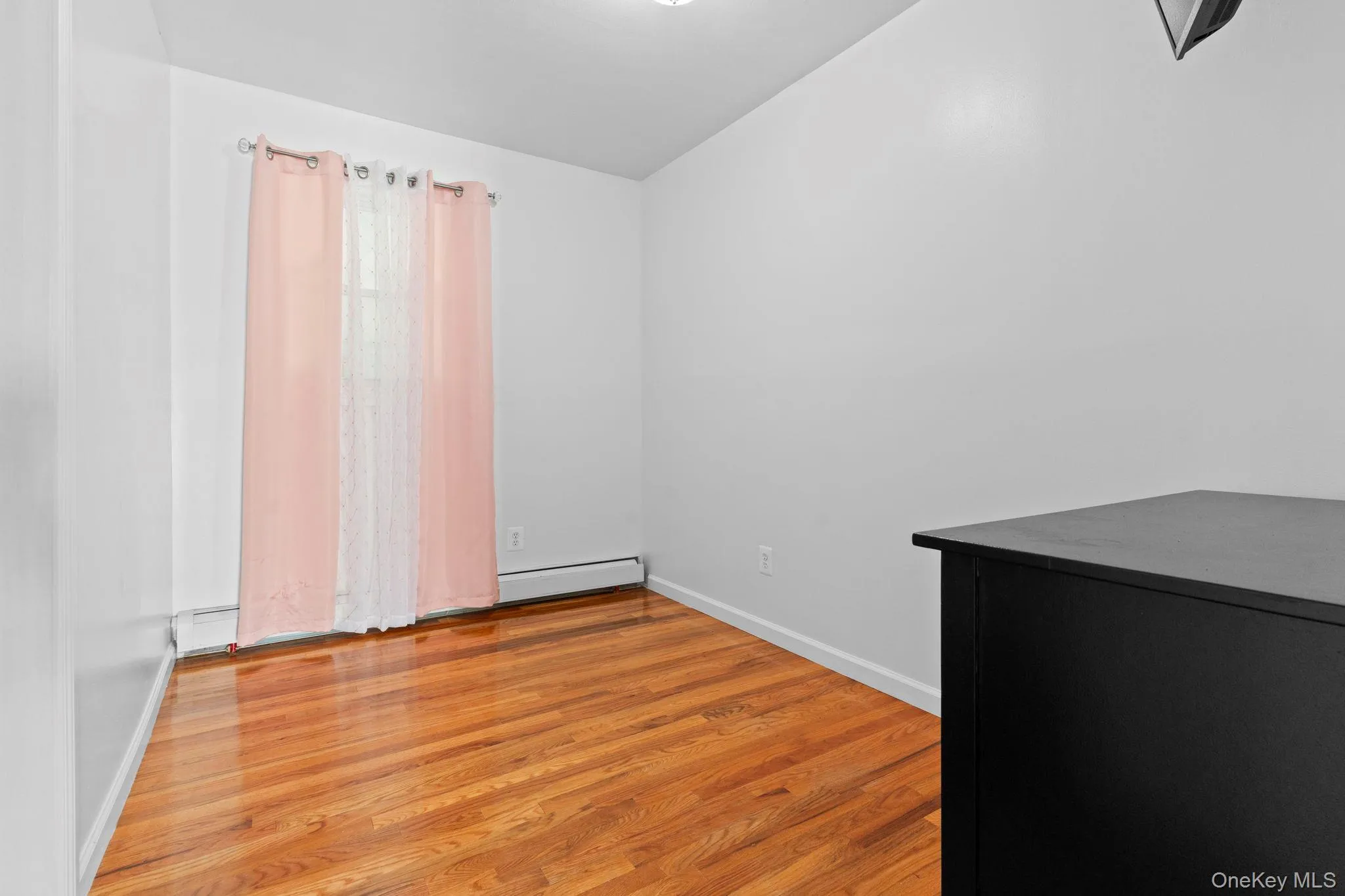 27 Croydon Road, Babylon, NY, 3 Bedrooms Bedrooms, 6 Rooms Rooms,1 BathroomBathrooms,Residential,For Rent,Croydon,0,1057569 27 Croydon Road, Babylon, NY, 3 Bedrooms Bedrooms, 6 Rooms Rooms,1 BathroomBathrooms,Residential,For Rent,Croydon,0,1057569